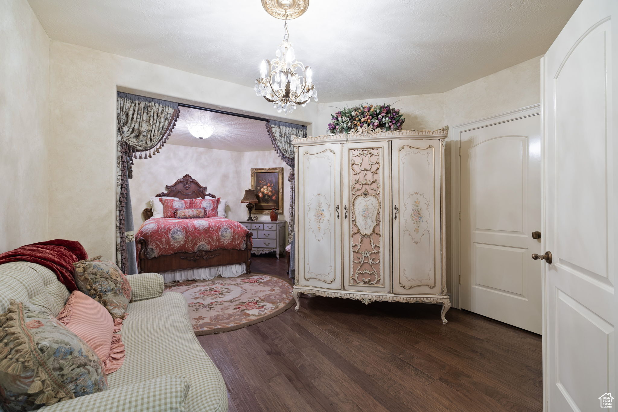 main property photo 53