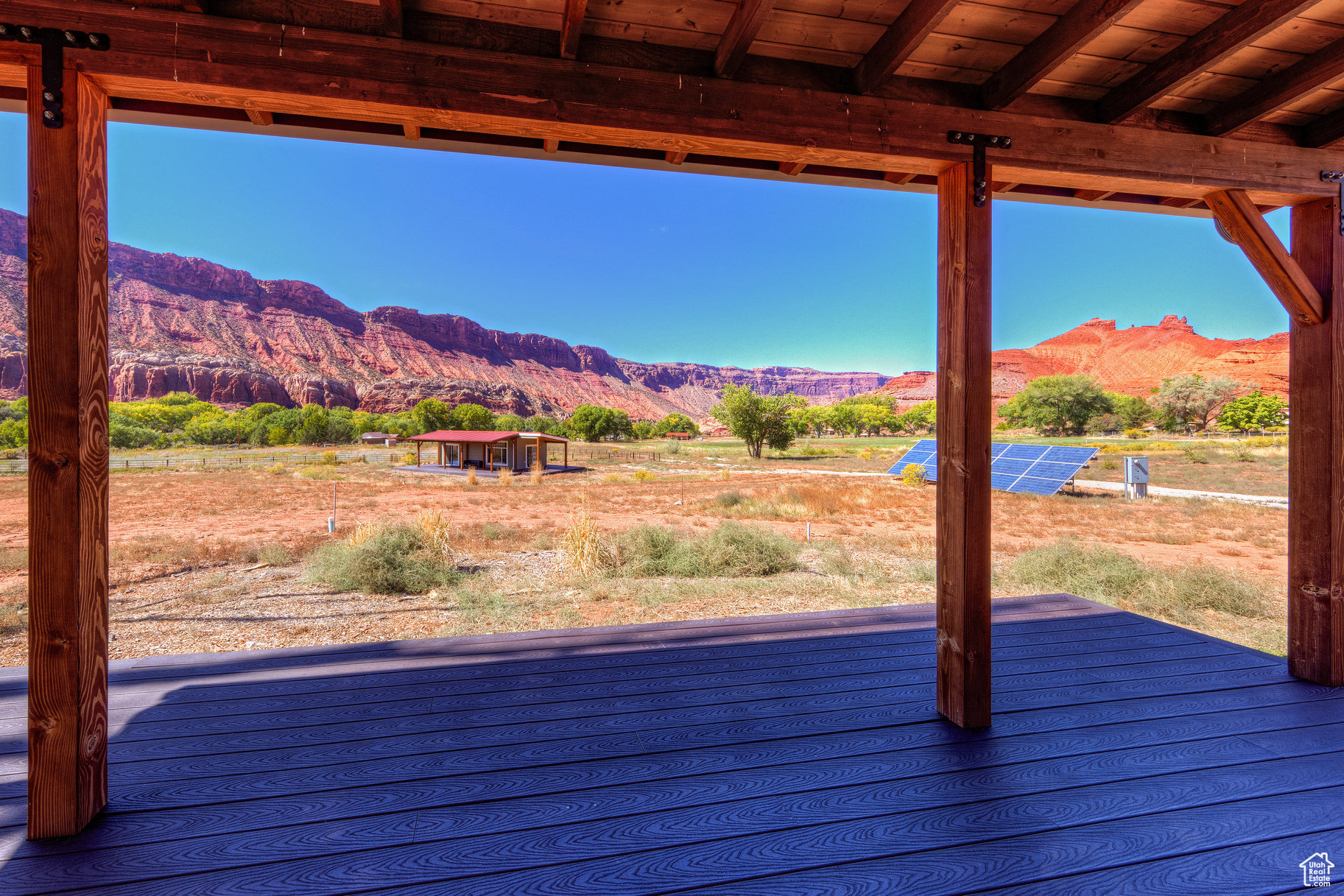 main property photo 37