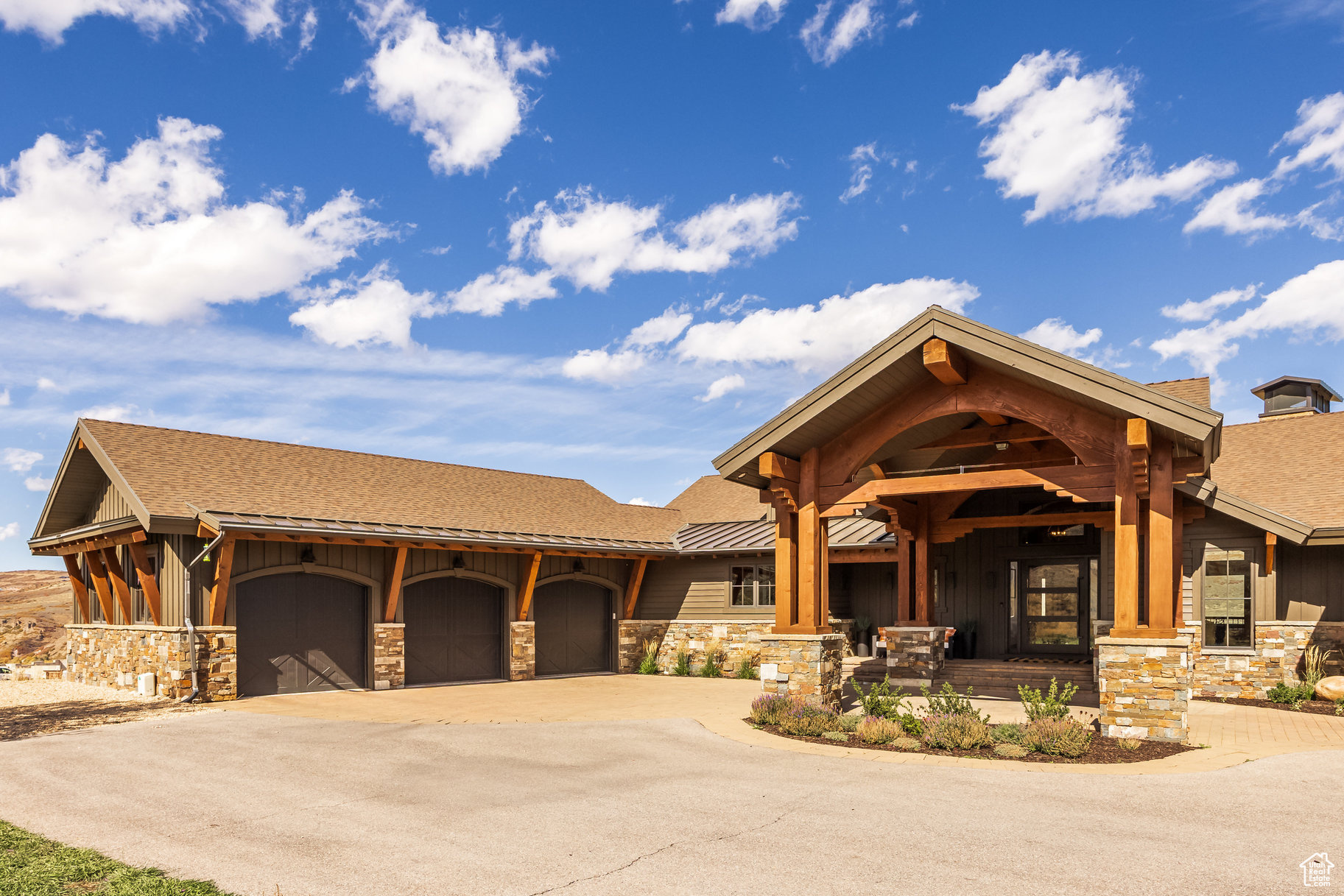 main property photo 80
