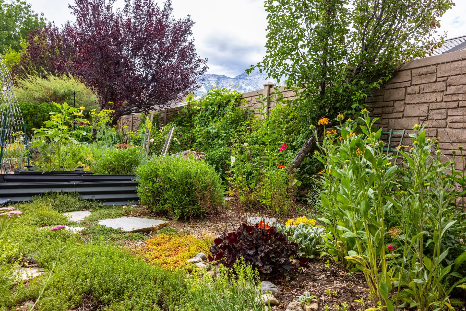 main property photo 108