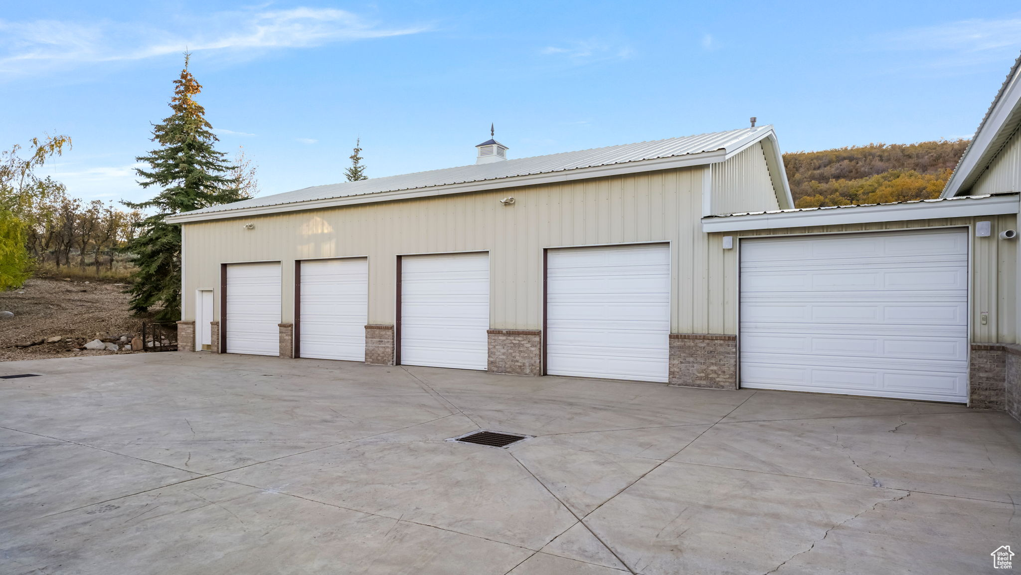 main property photo 96