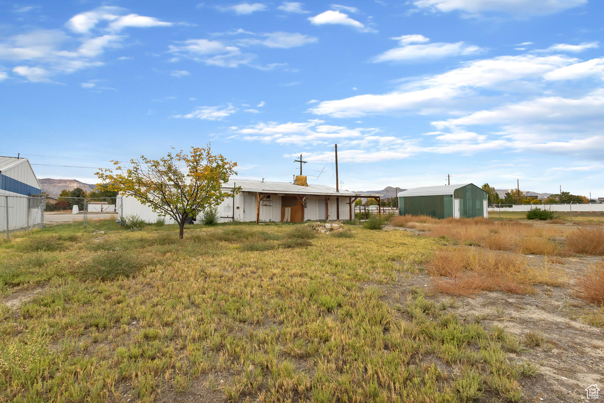 main property photo 22