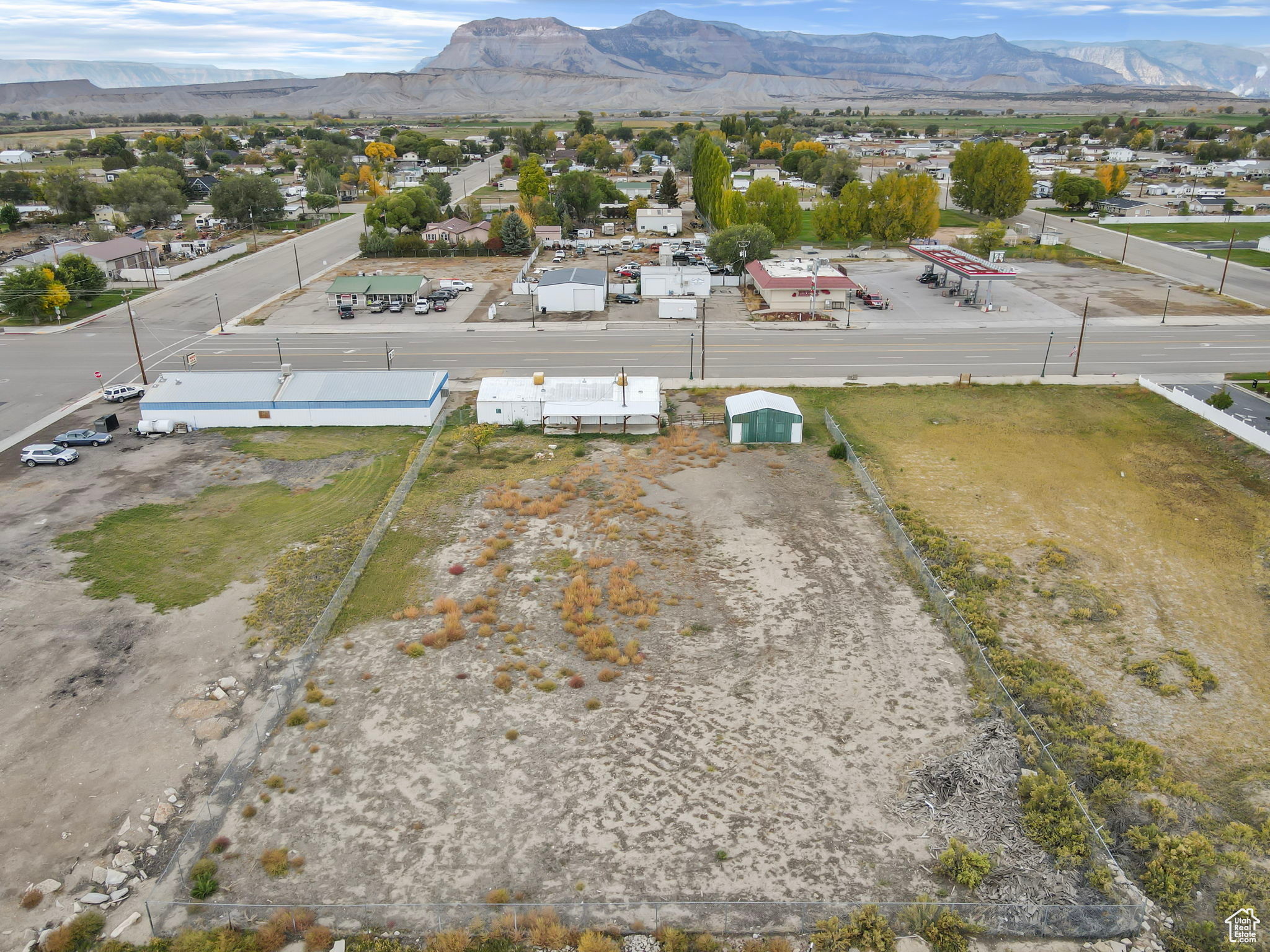 main property photo 3