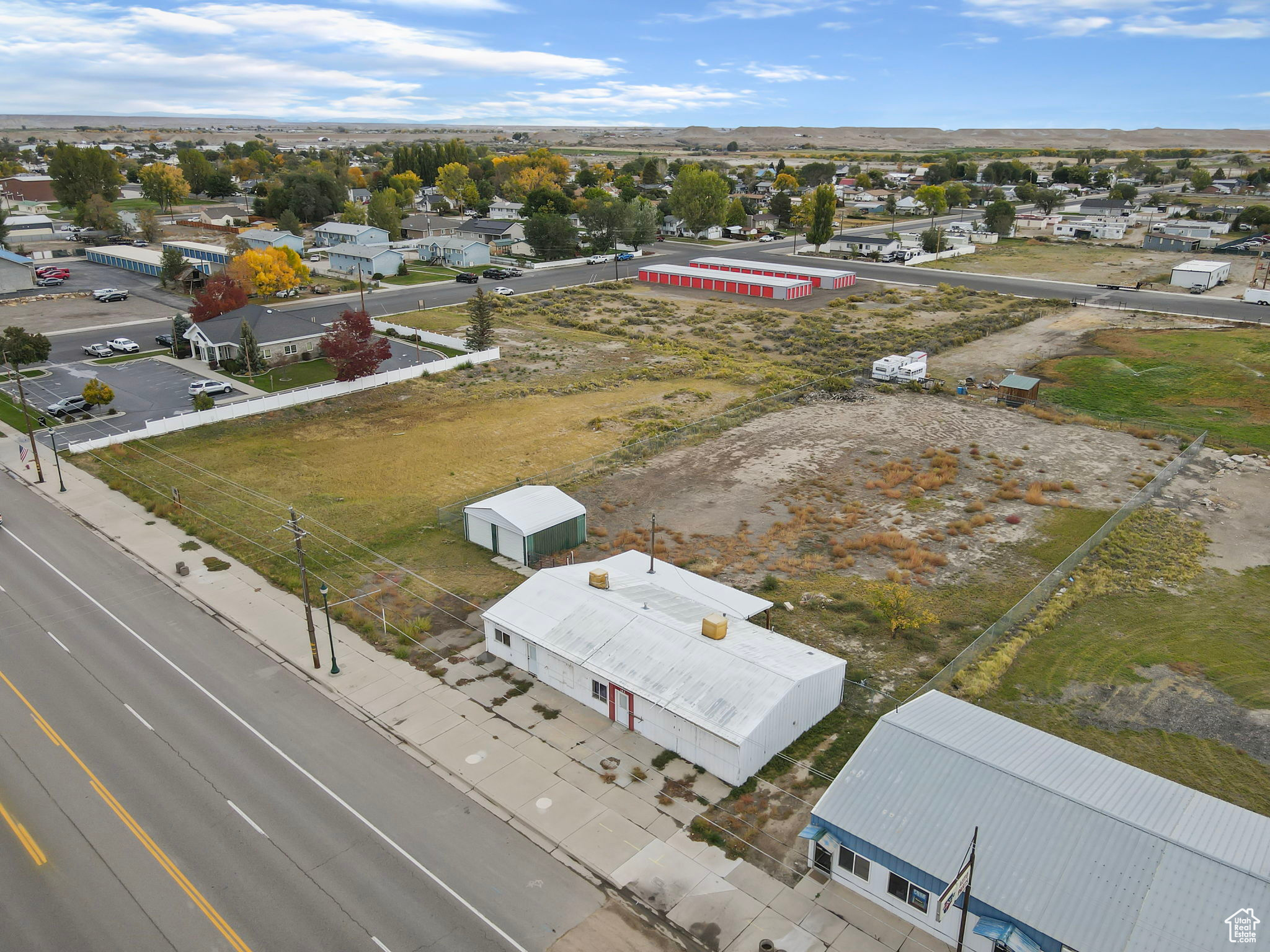 main property photo 5