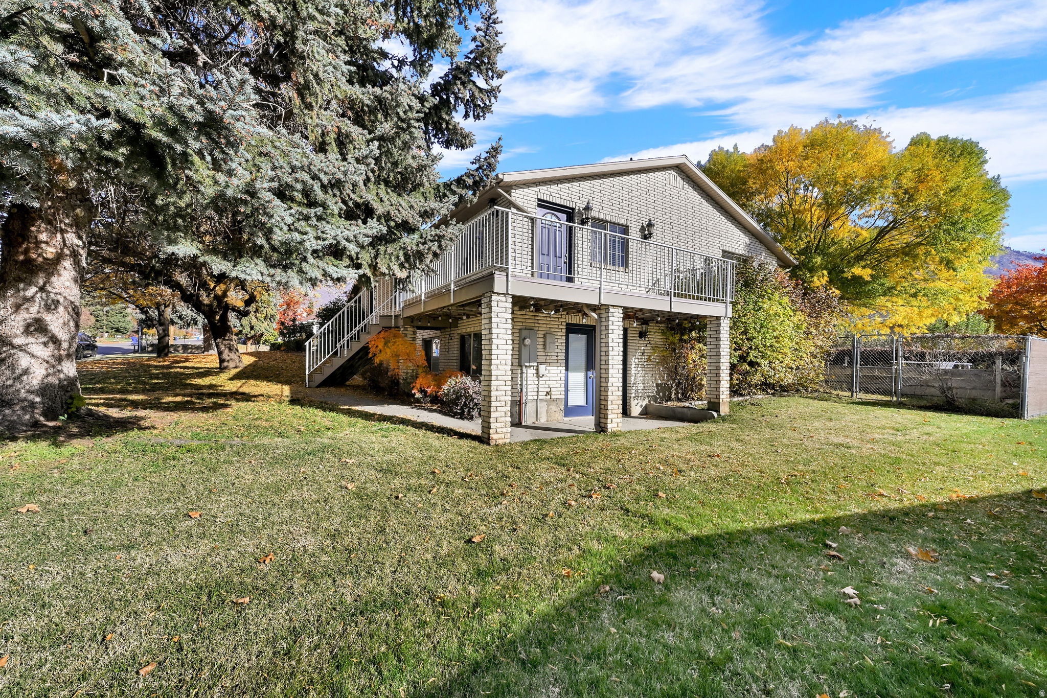main property photo 35