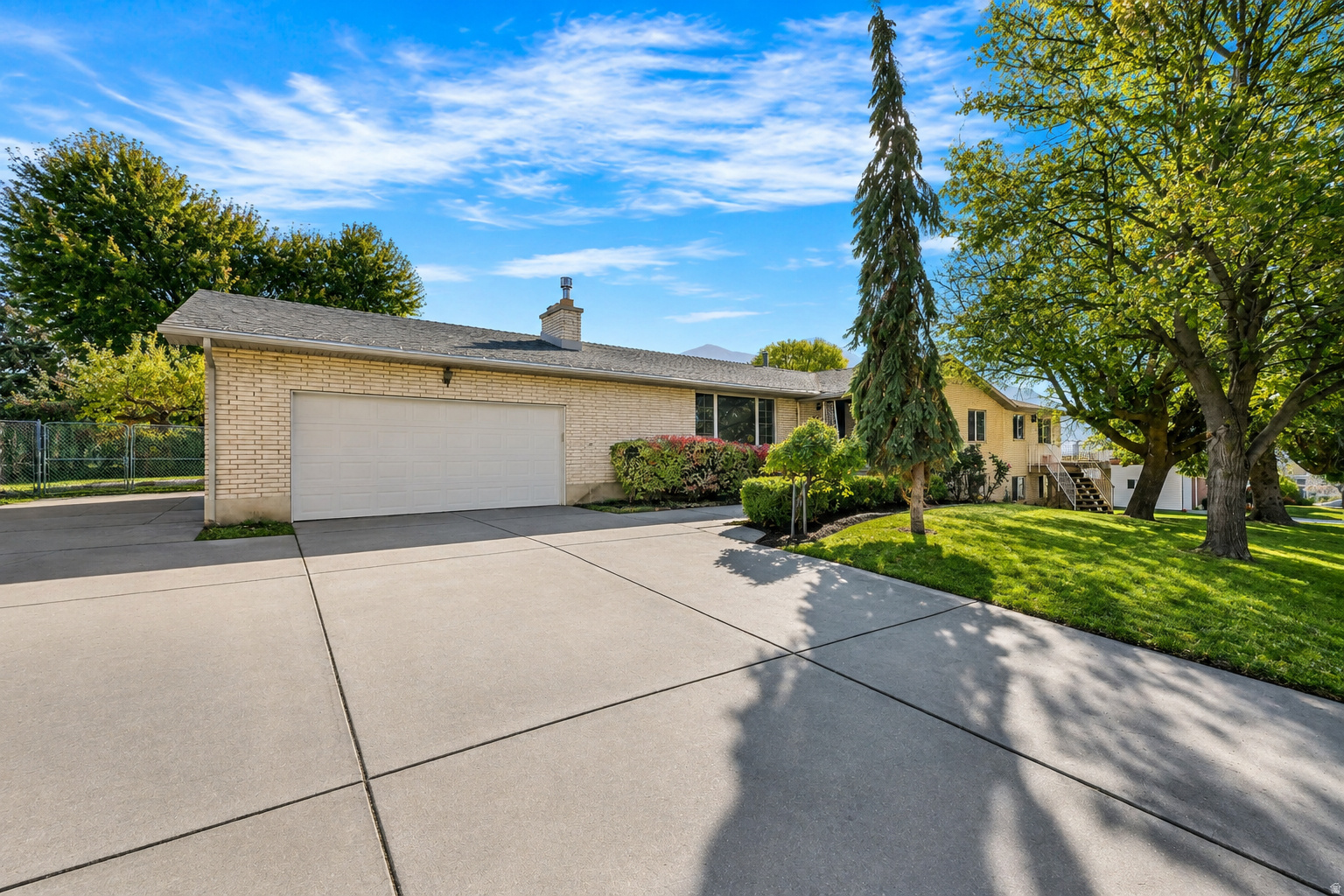 main property photo 62