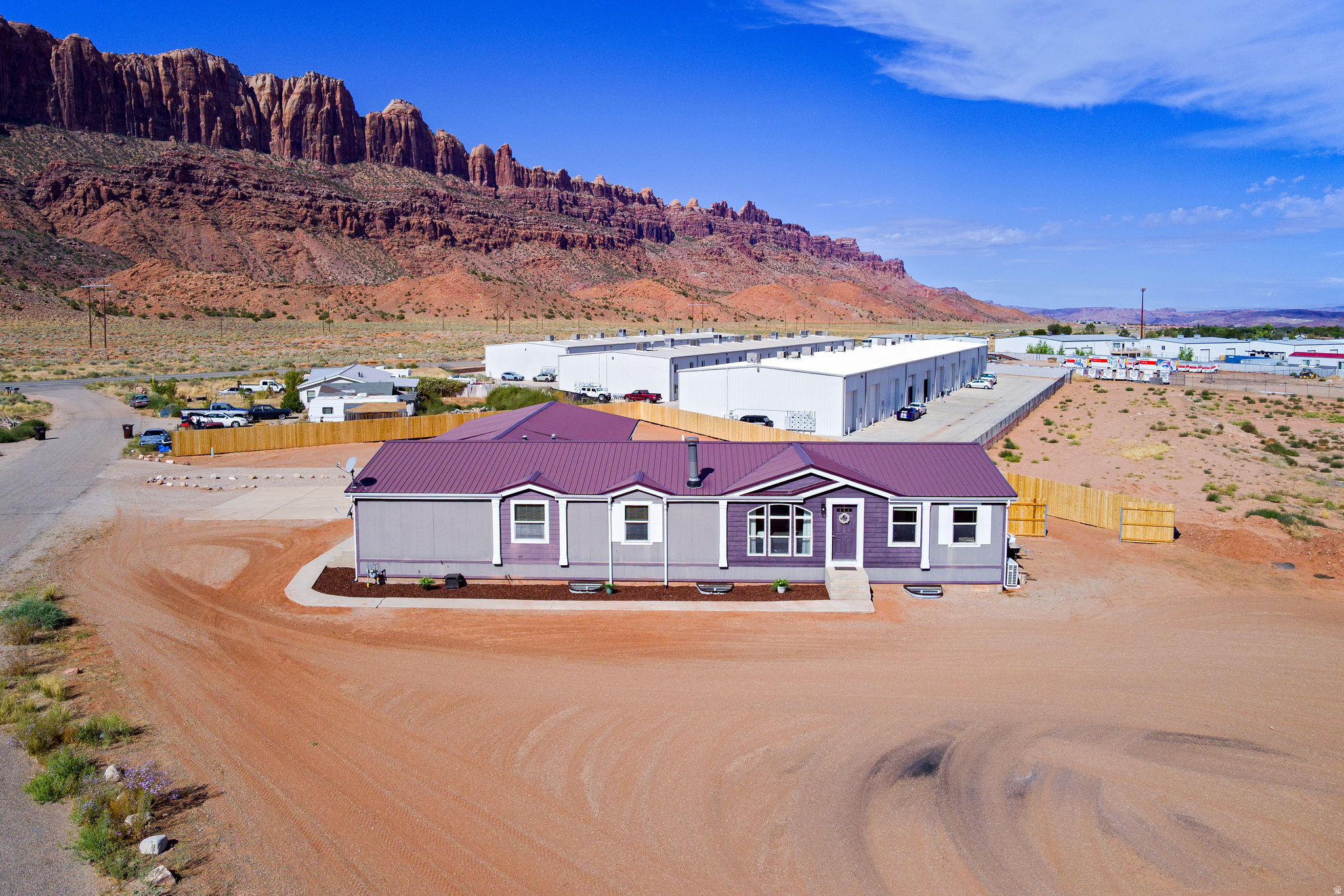 main property photo 4