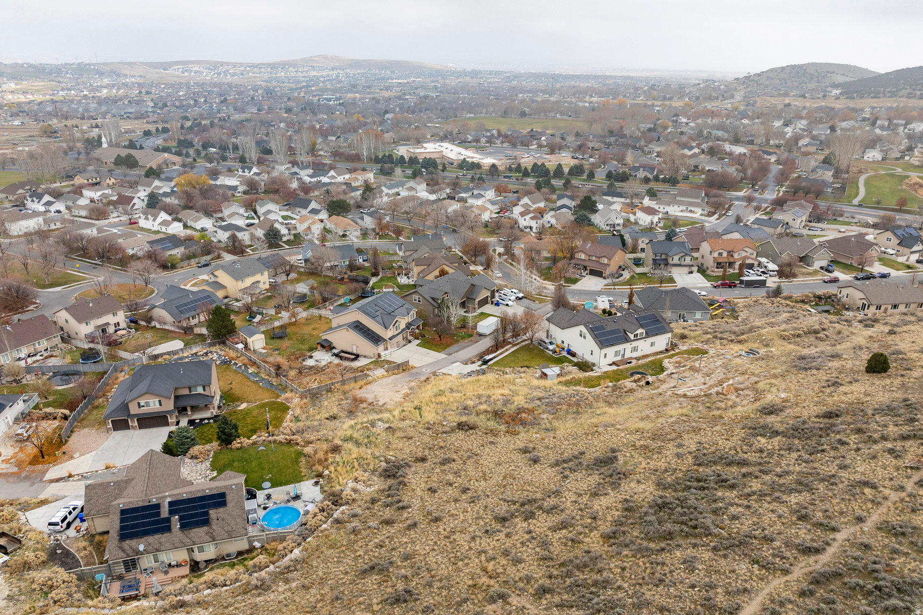 main property photo 17
