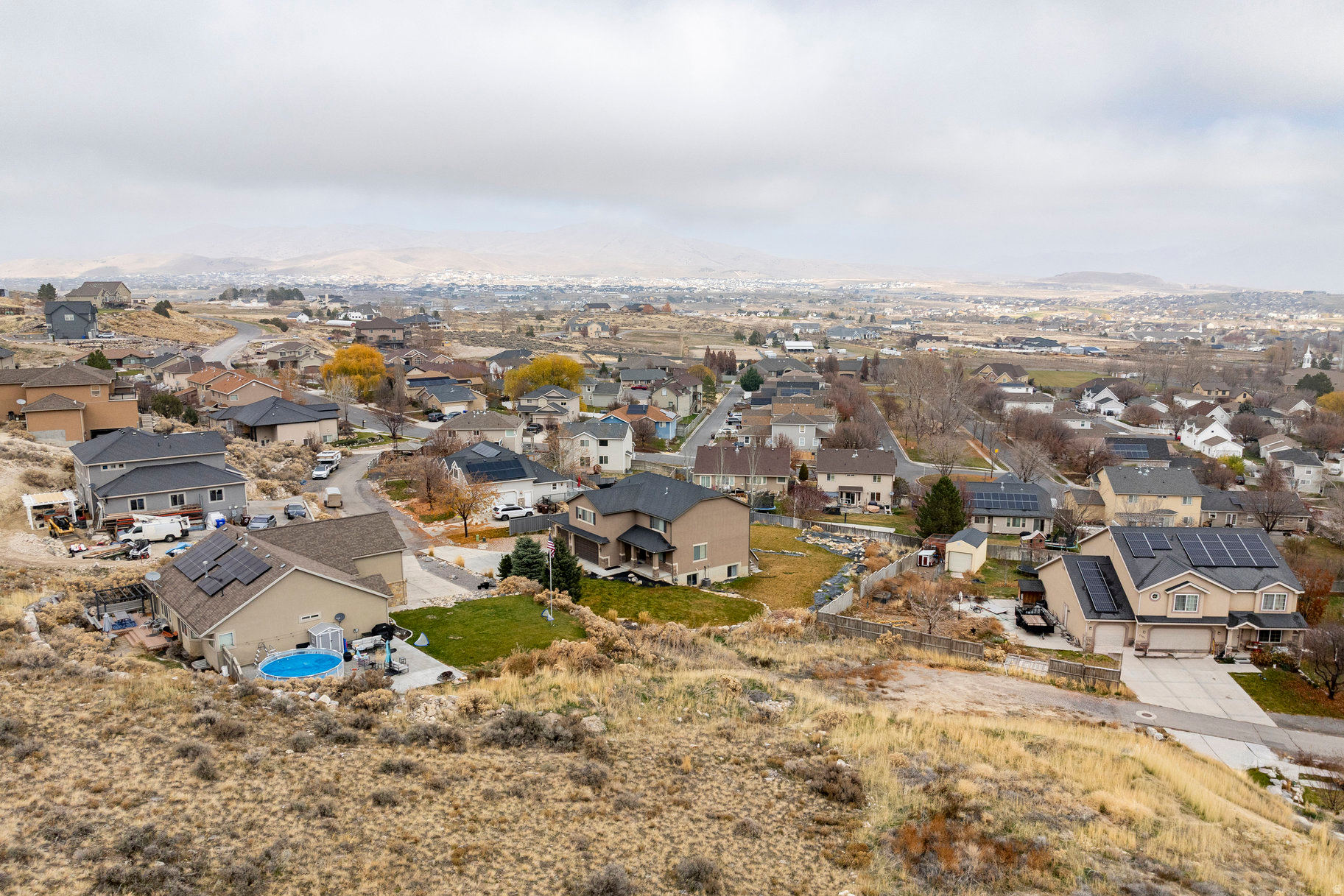 main property photo 18