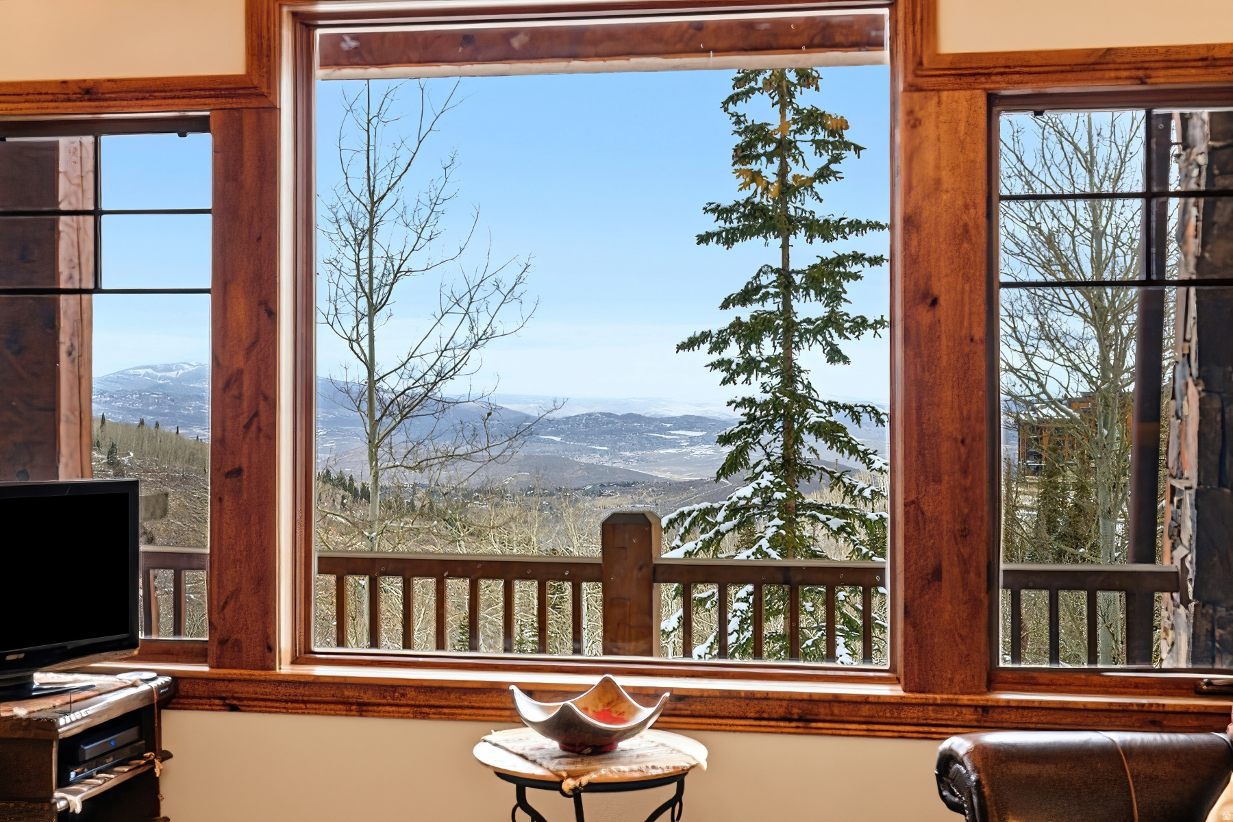 main property photo 50