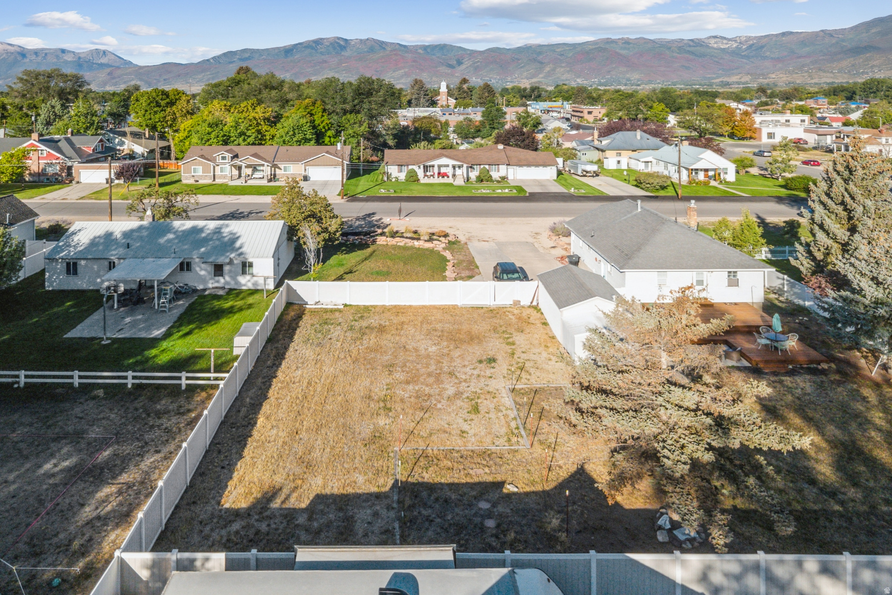 main property photo 5