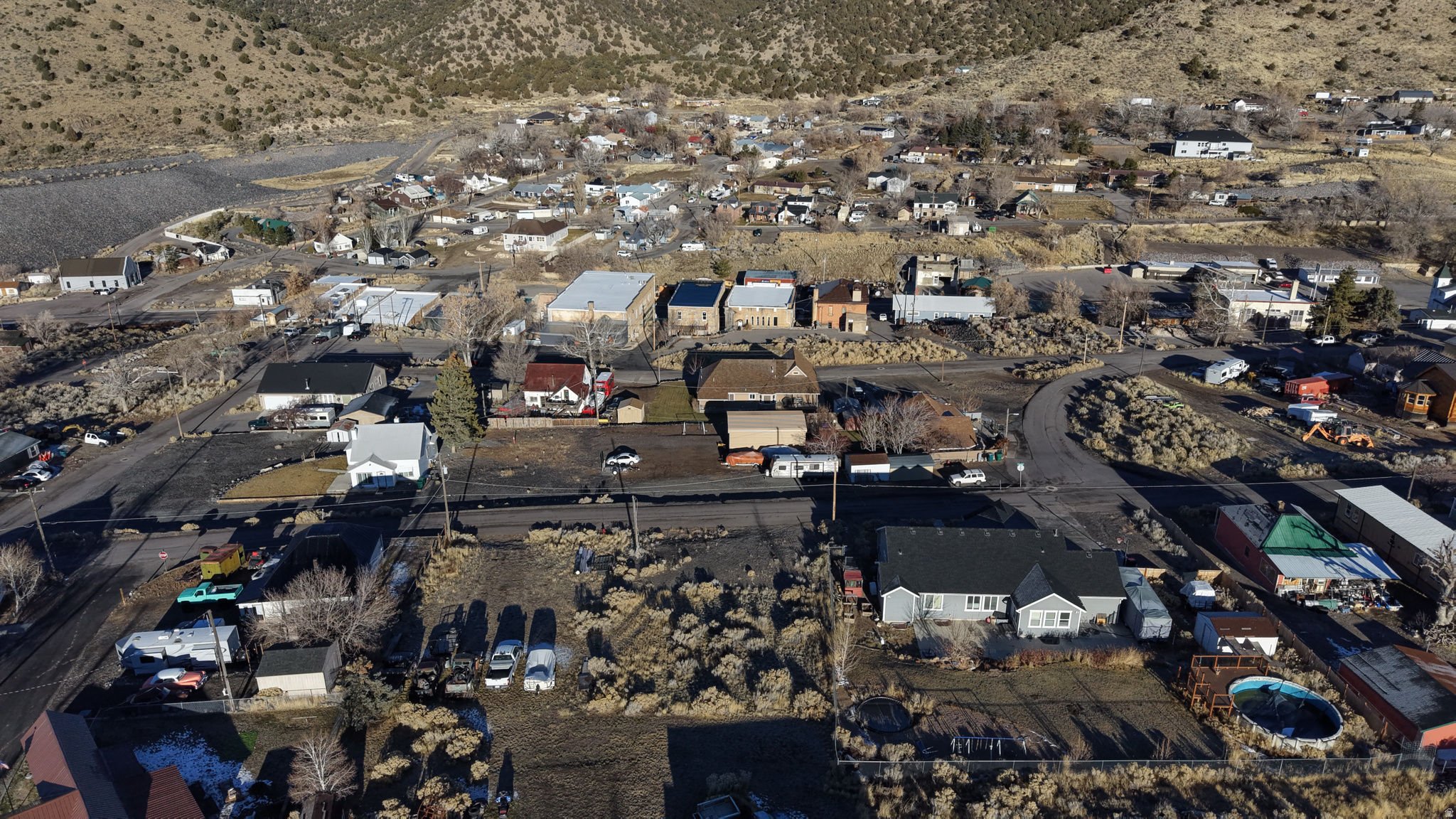 main property photo 6