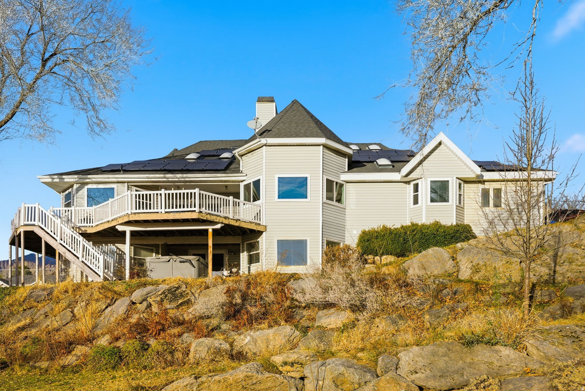 main property photo 50