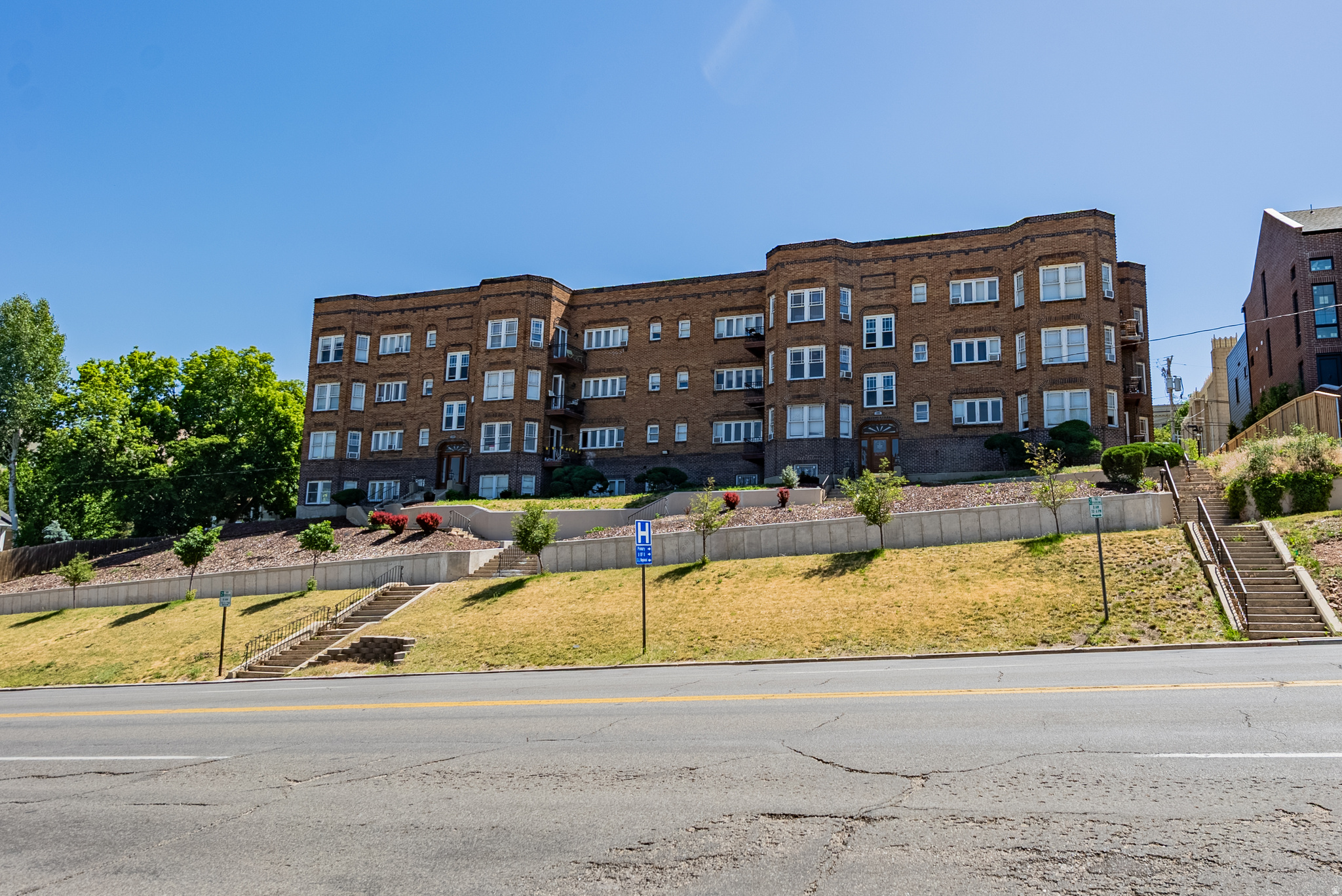 main property photo 125