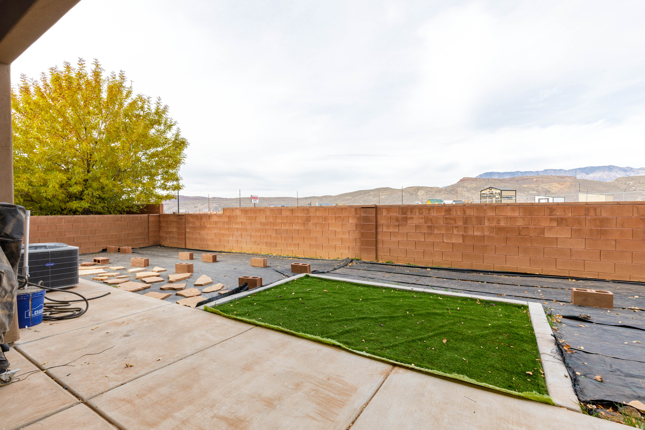 main property photo 34