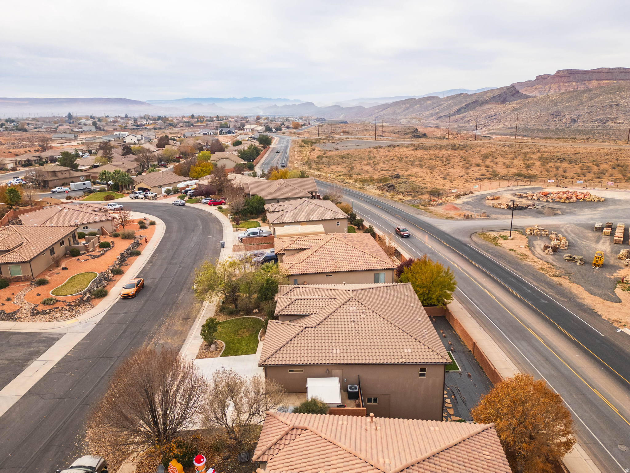 main property photo 45