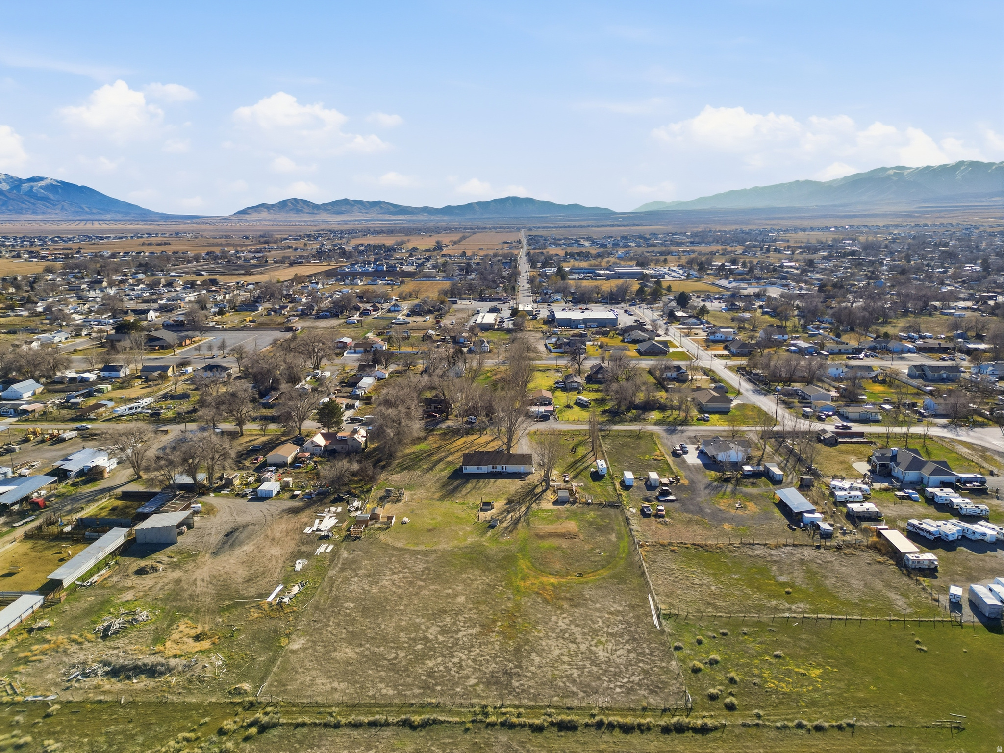 main property photo 33