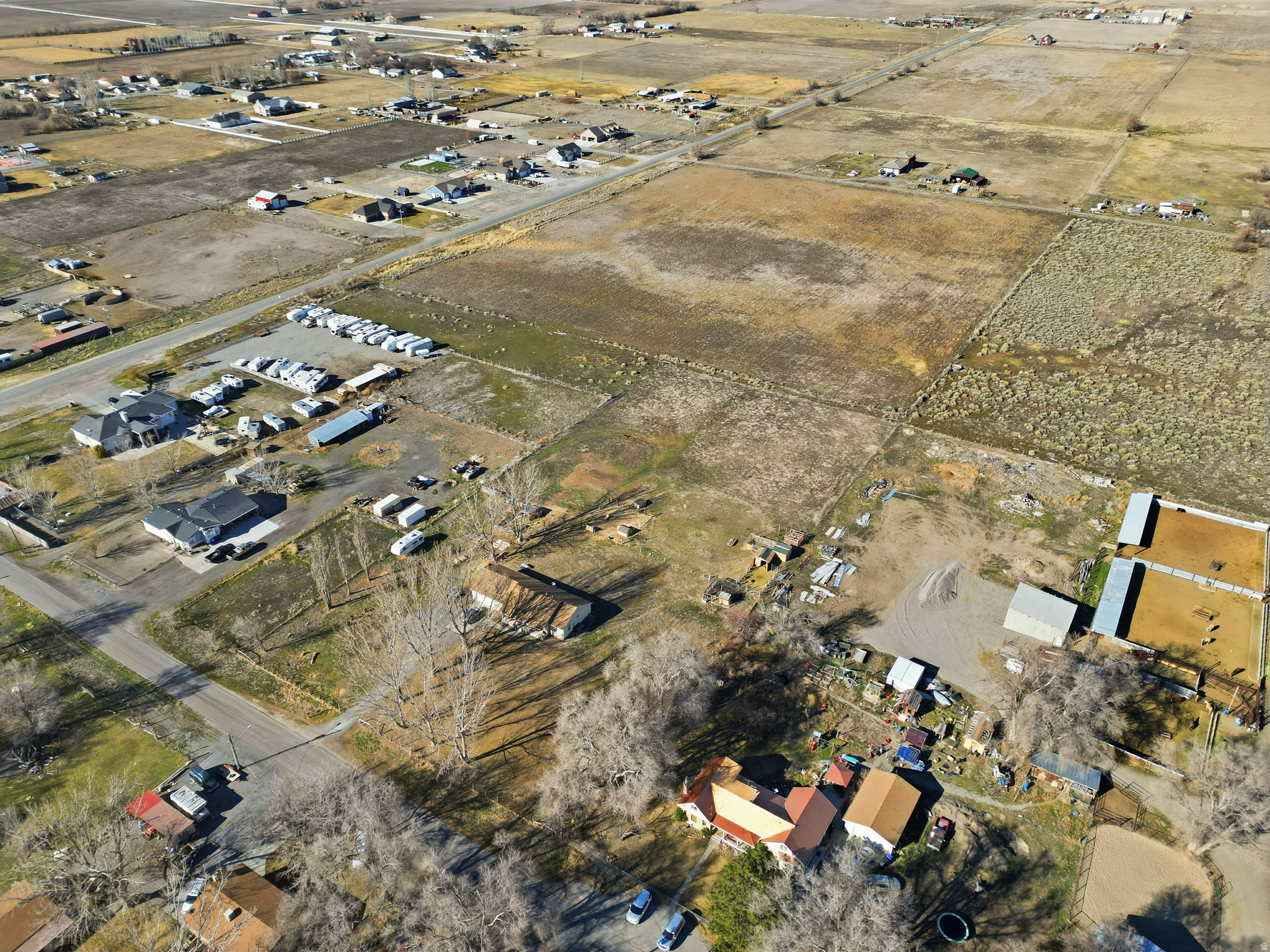 main property photo 34