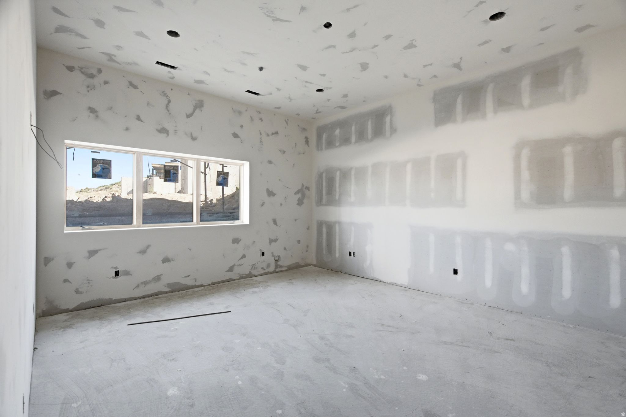 main property photo 59