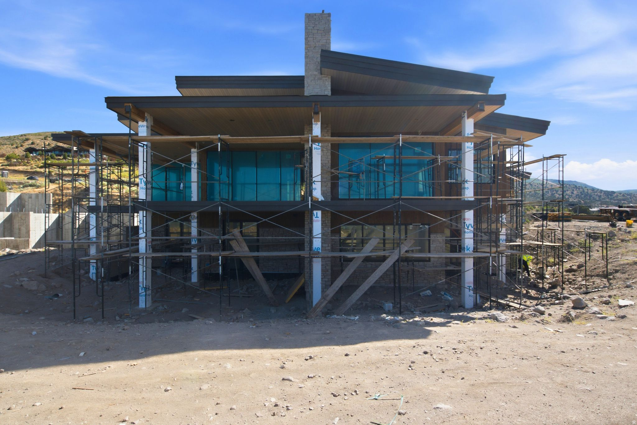 main property photo 78
