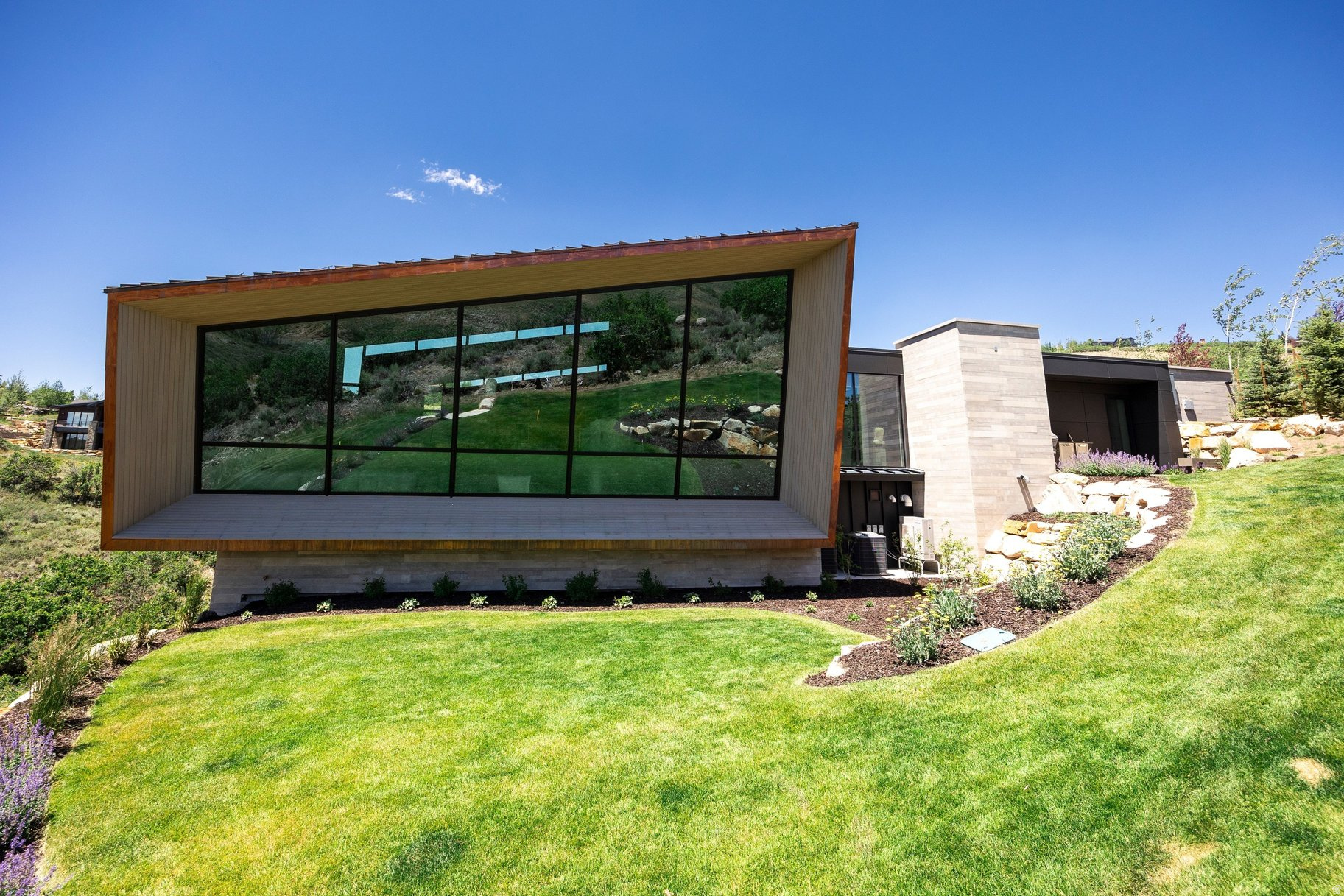 main property photo 96