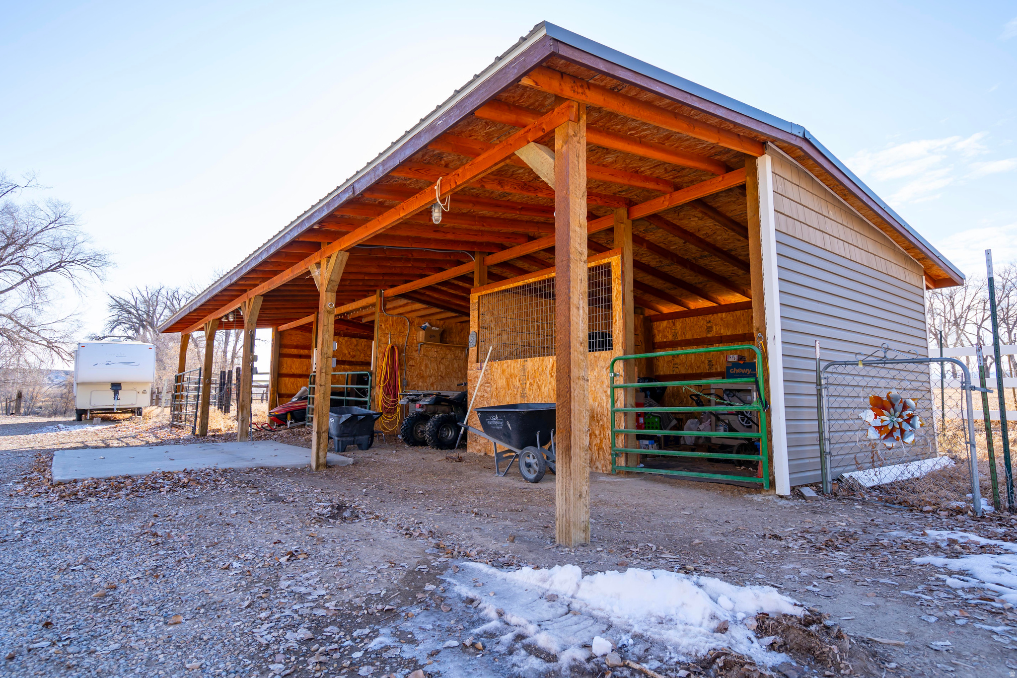 main property photo 12