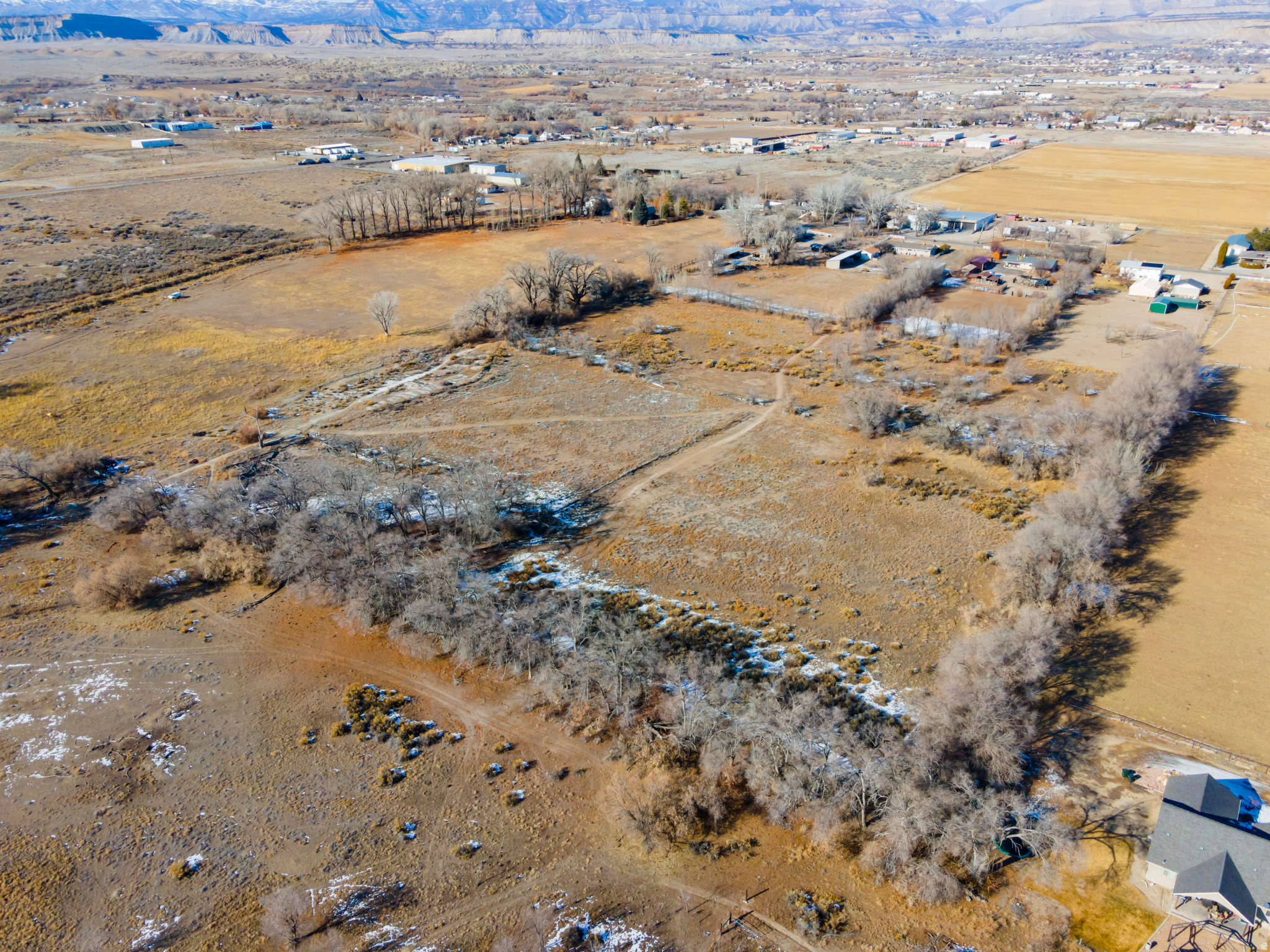 main property photo 50
