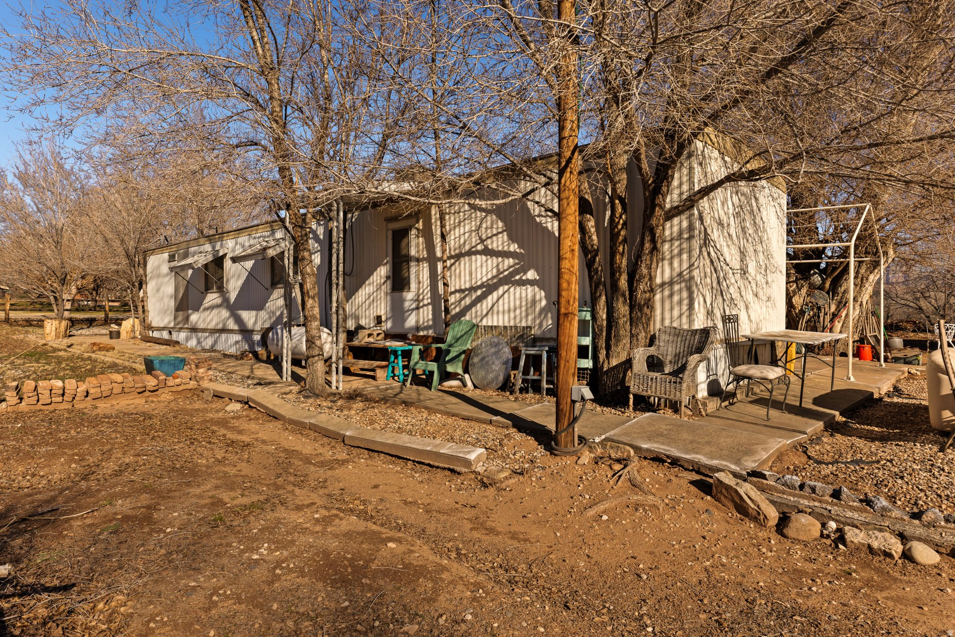 main property photo 18