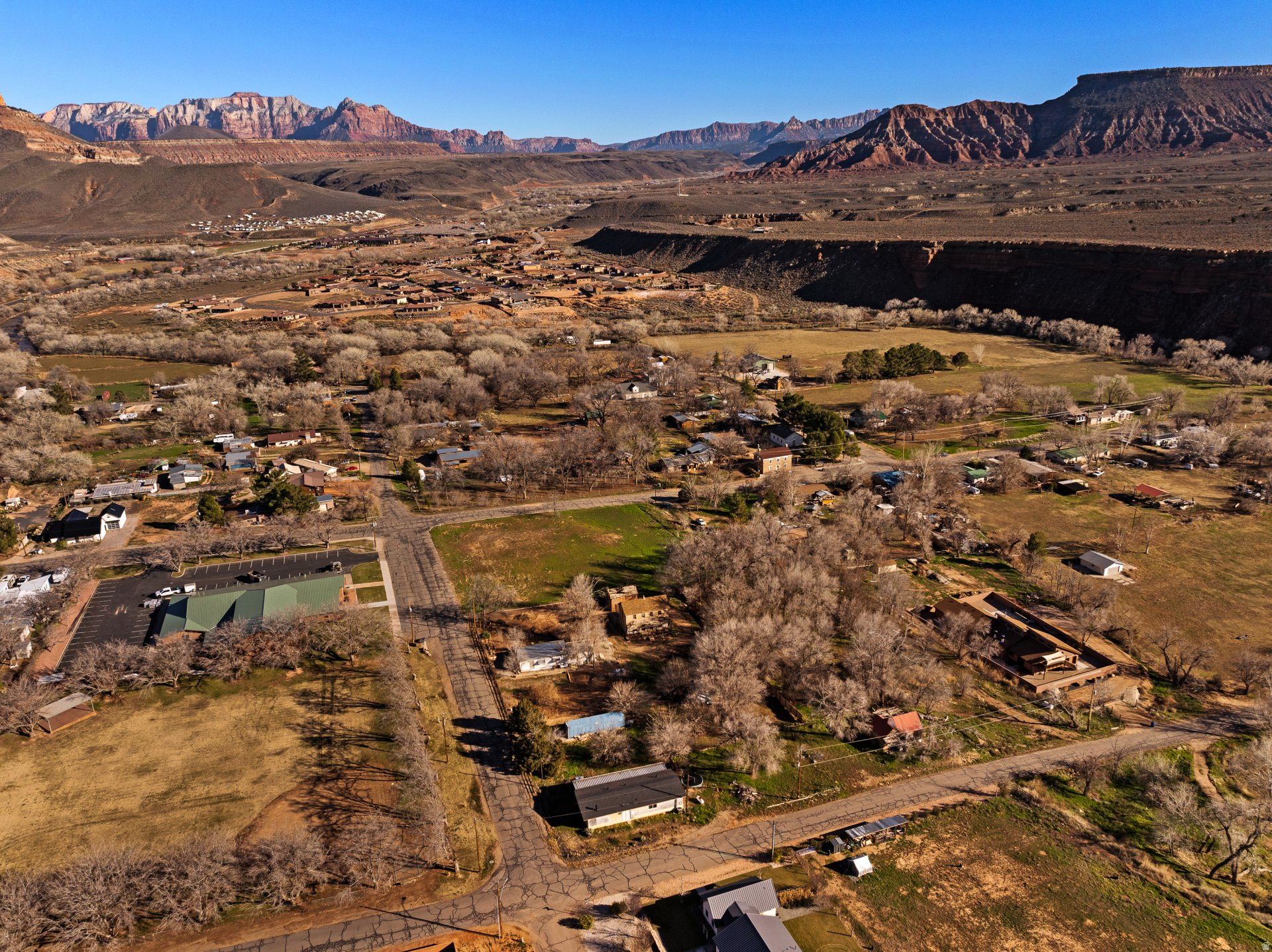 main property photo 29