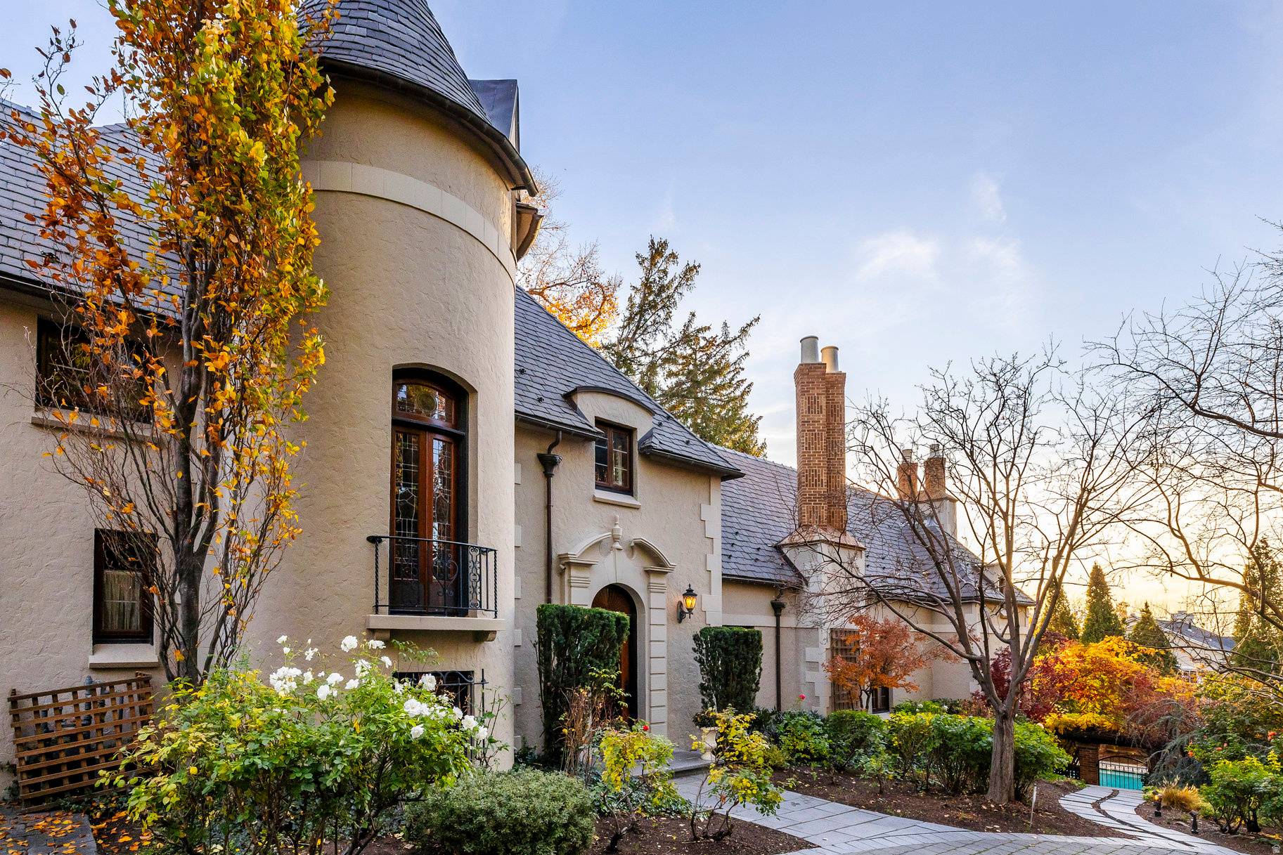 main property photo 59