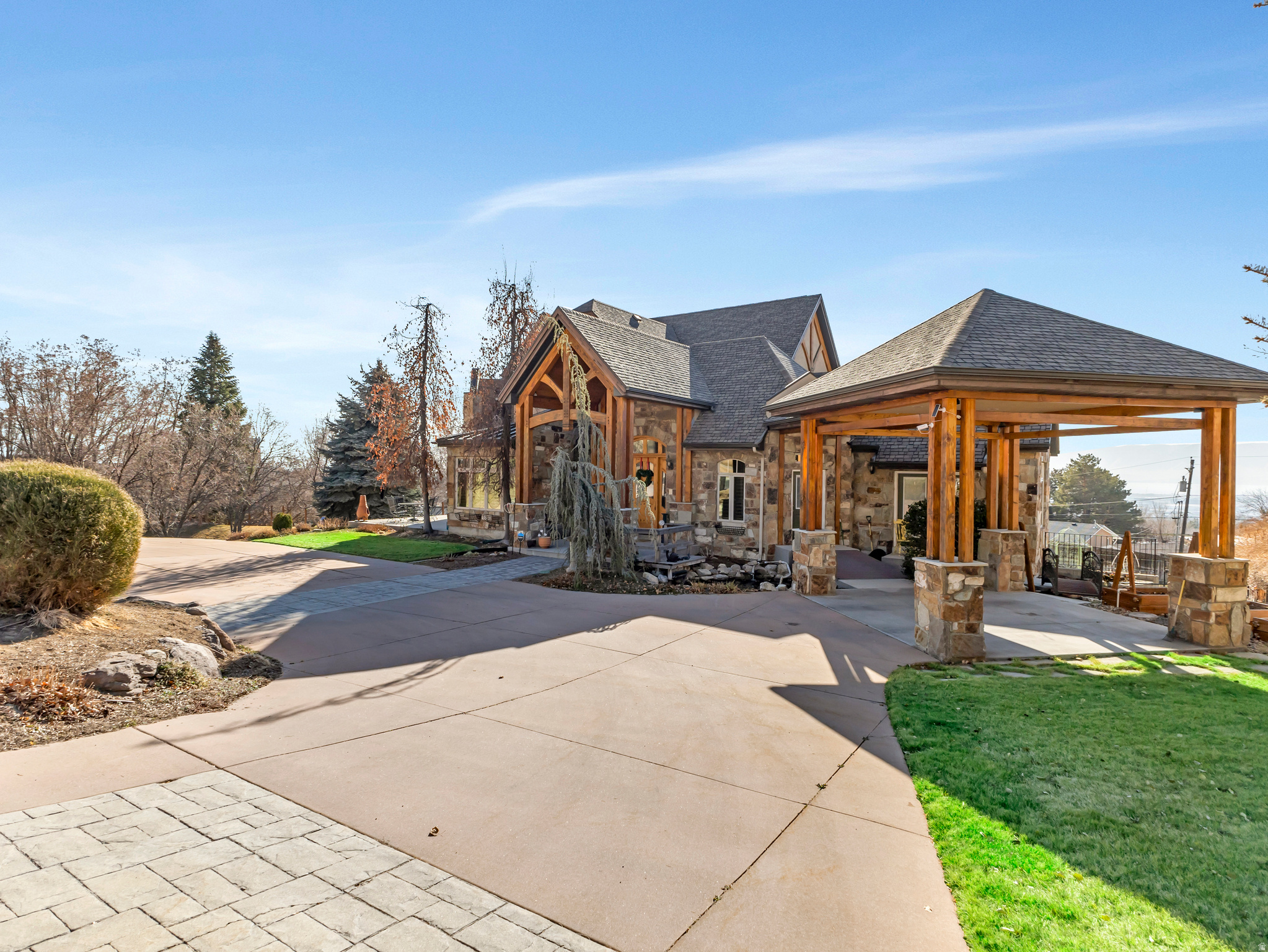 main property photo 59