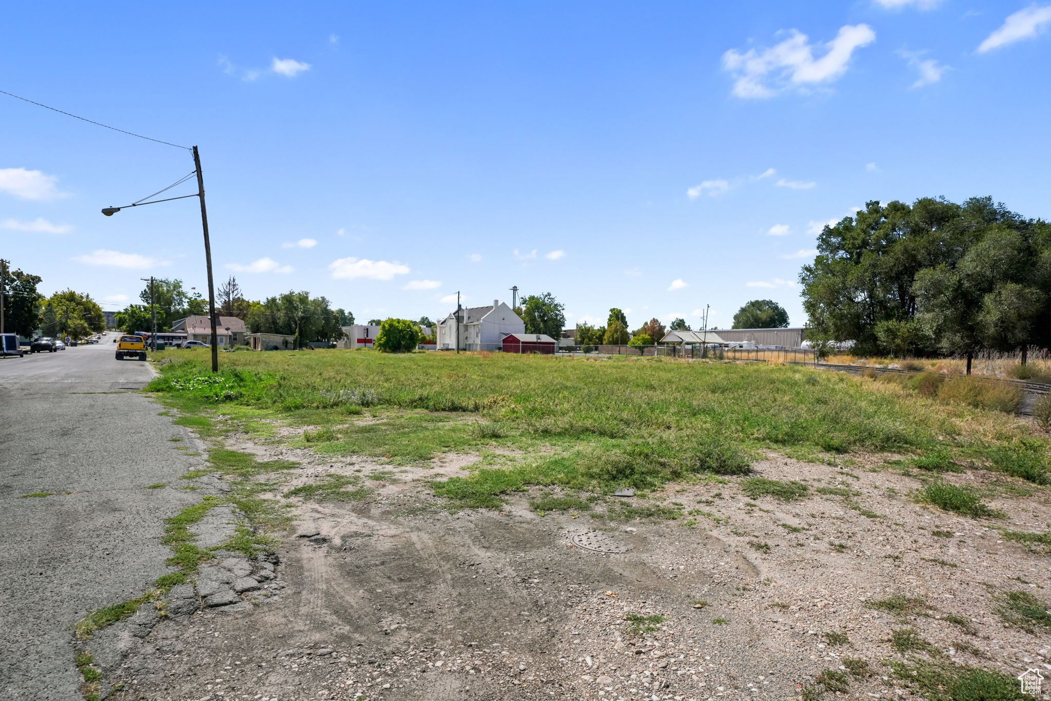 main property photo 6