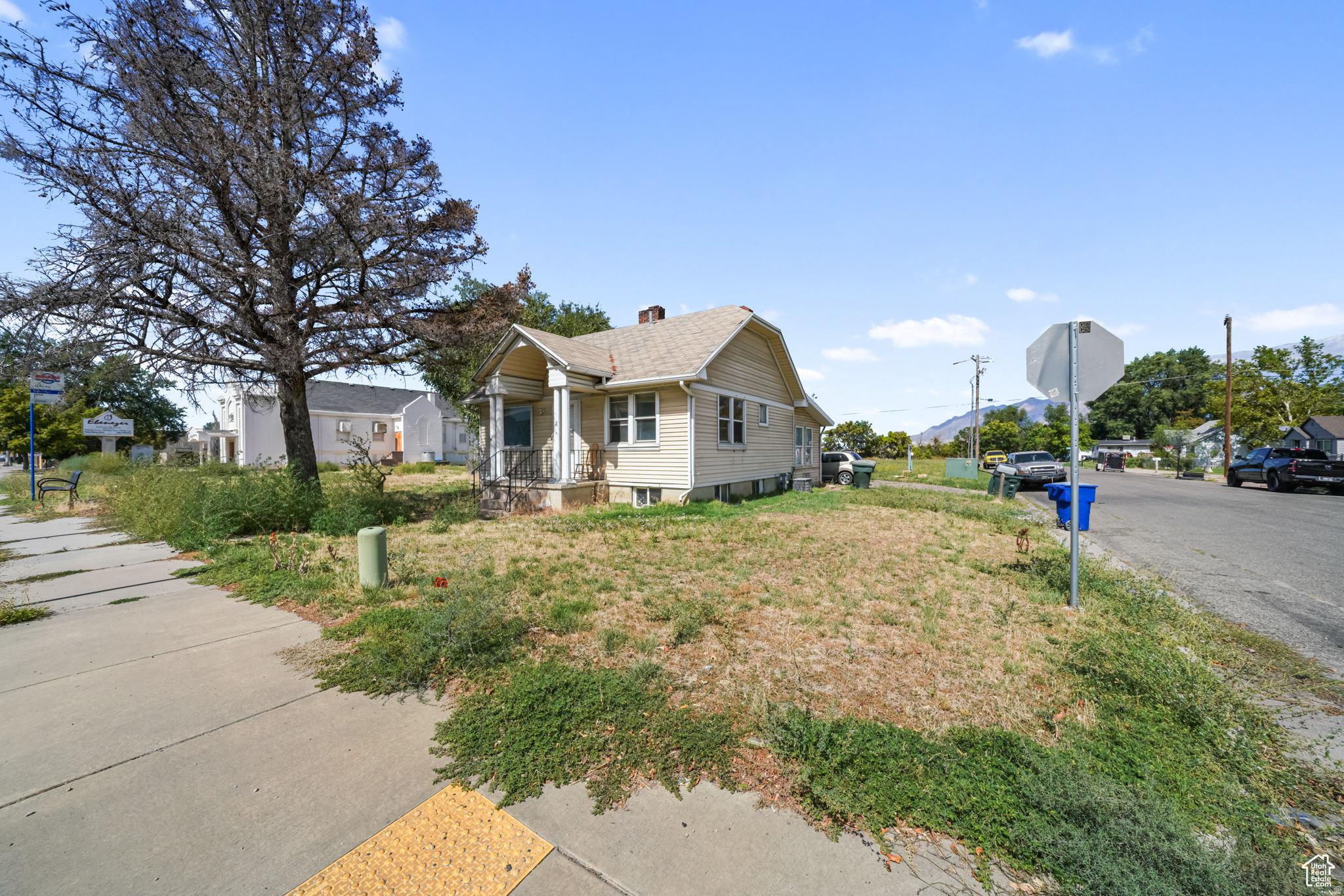 main property photo 5