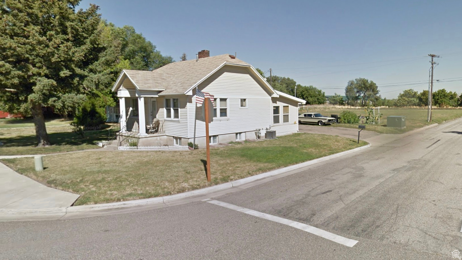 main property photo 7