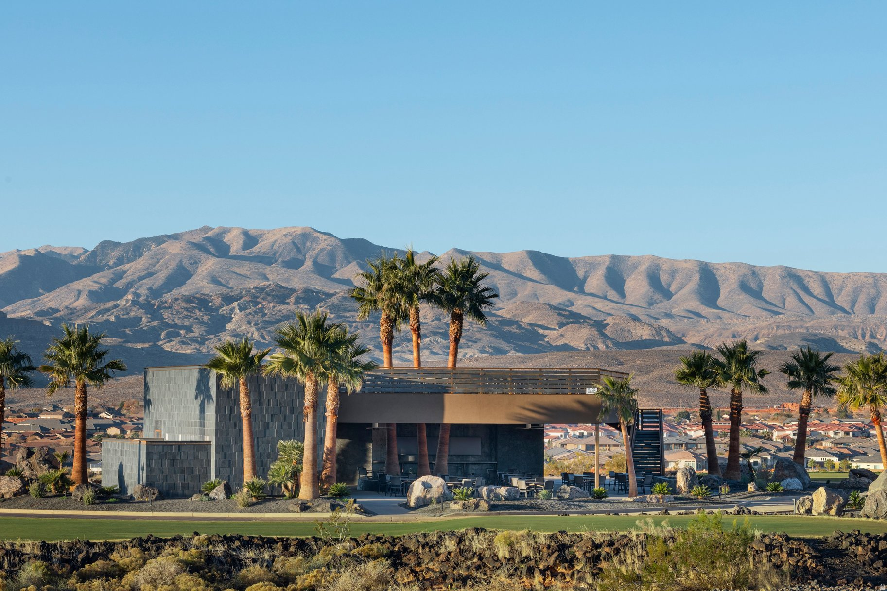 main property photo 25