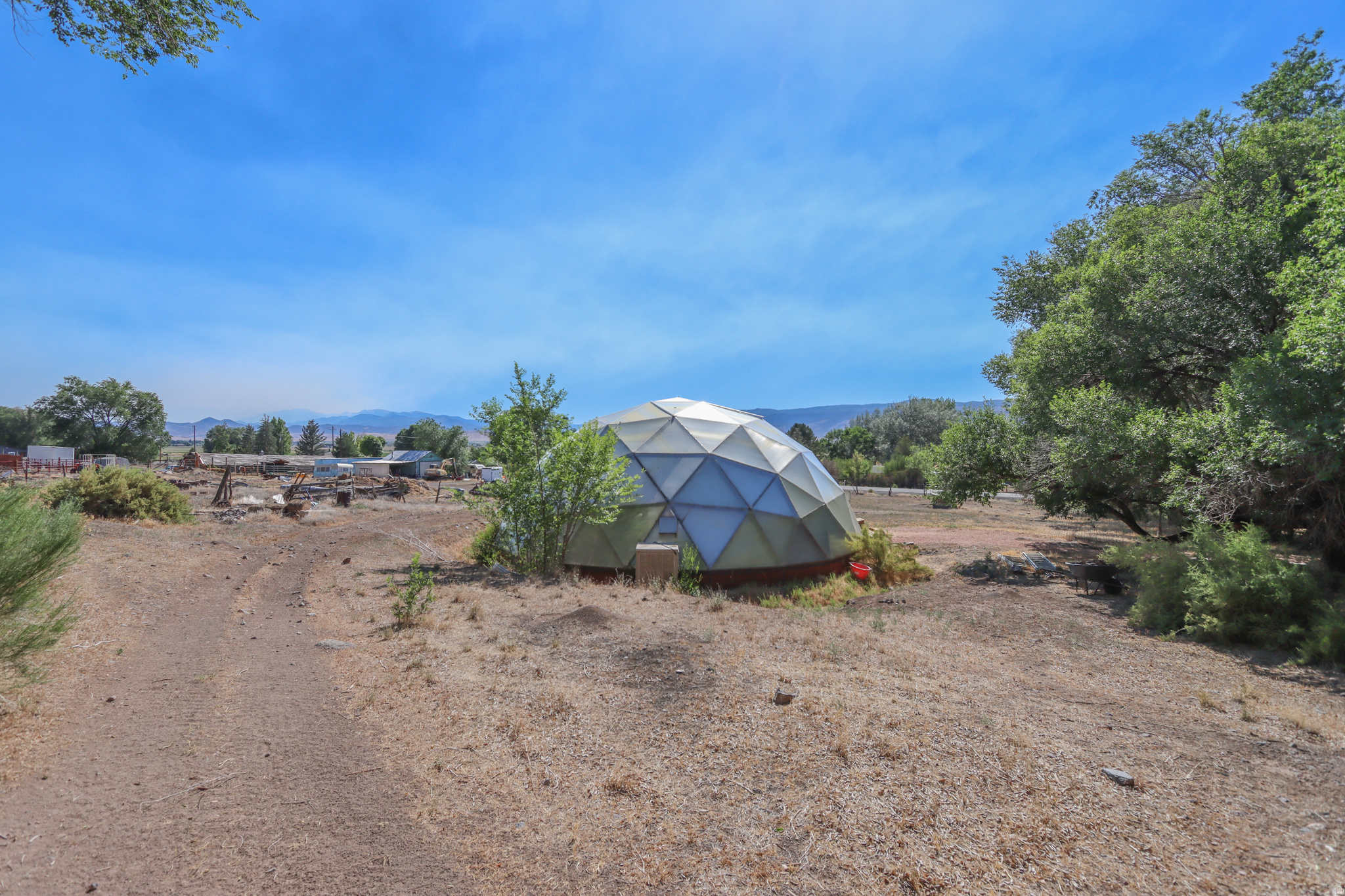 main property photo 62