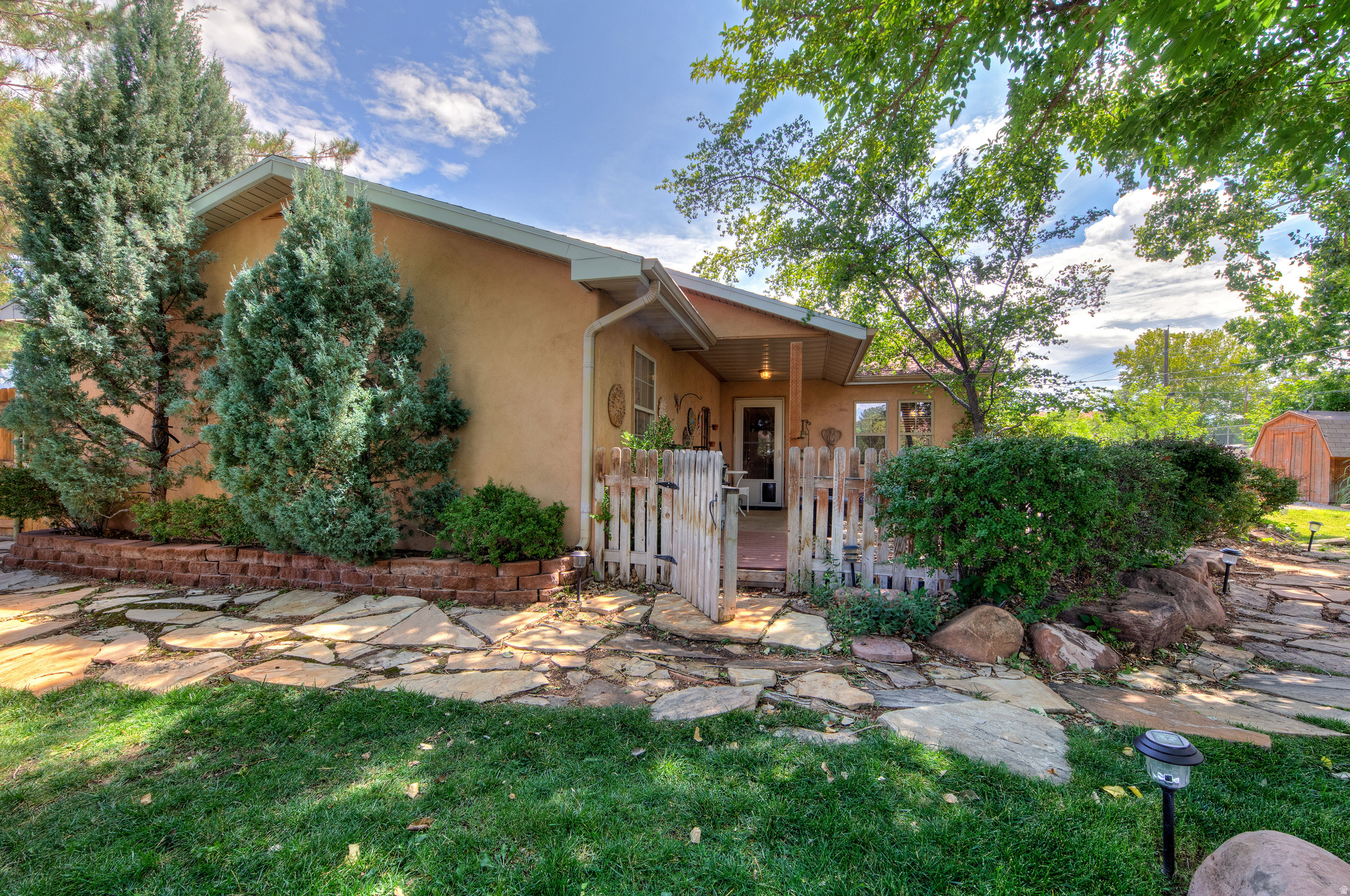 main property photo 32