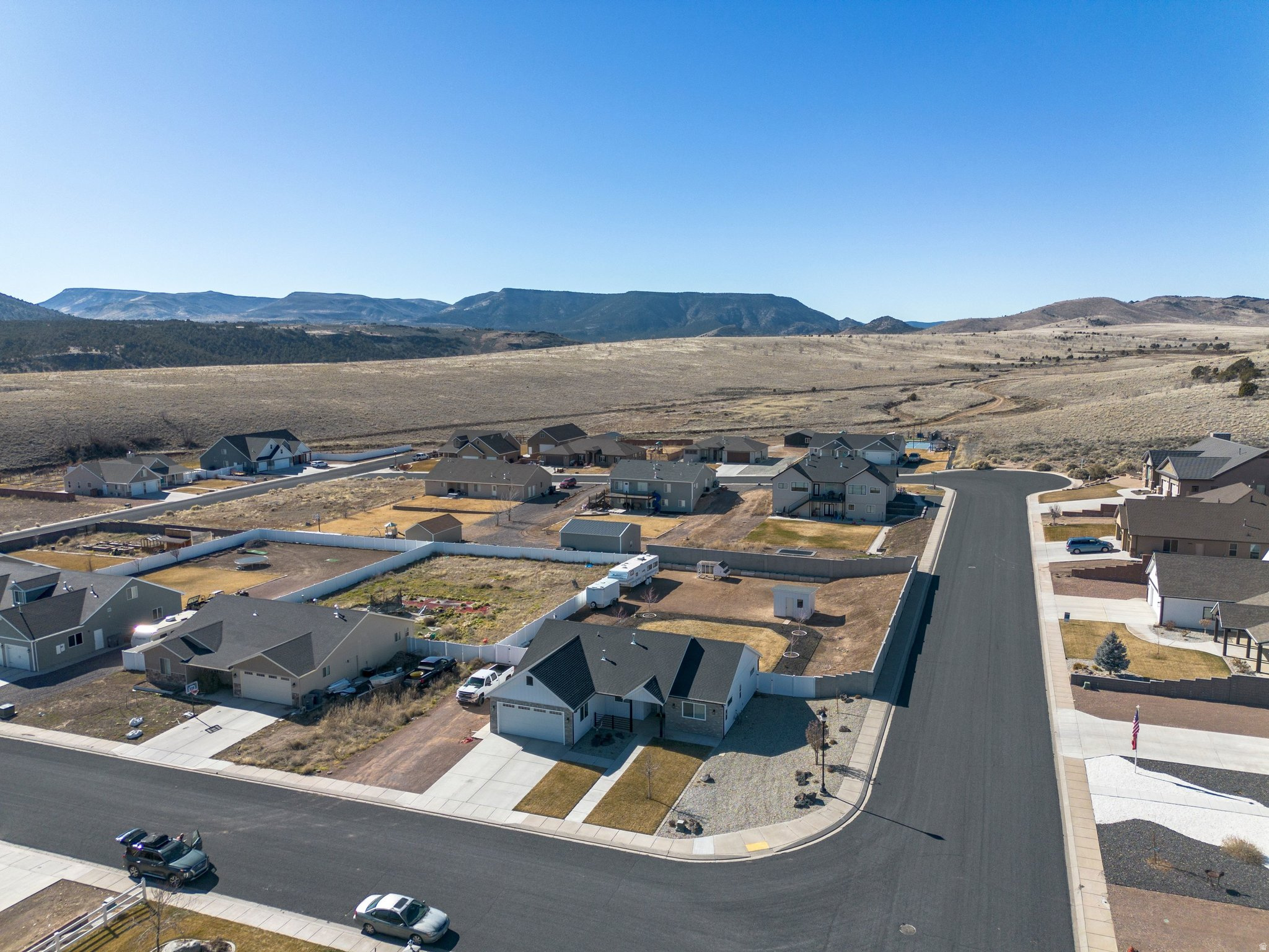 main property photo 33