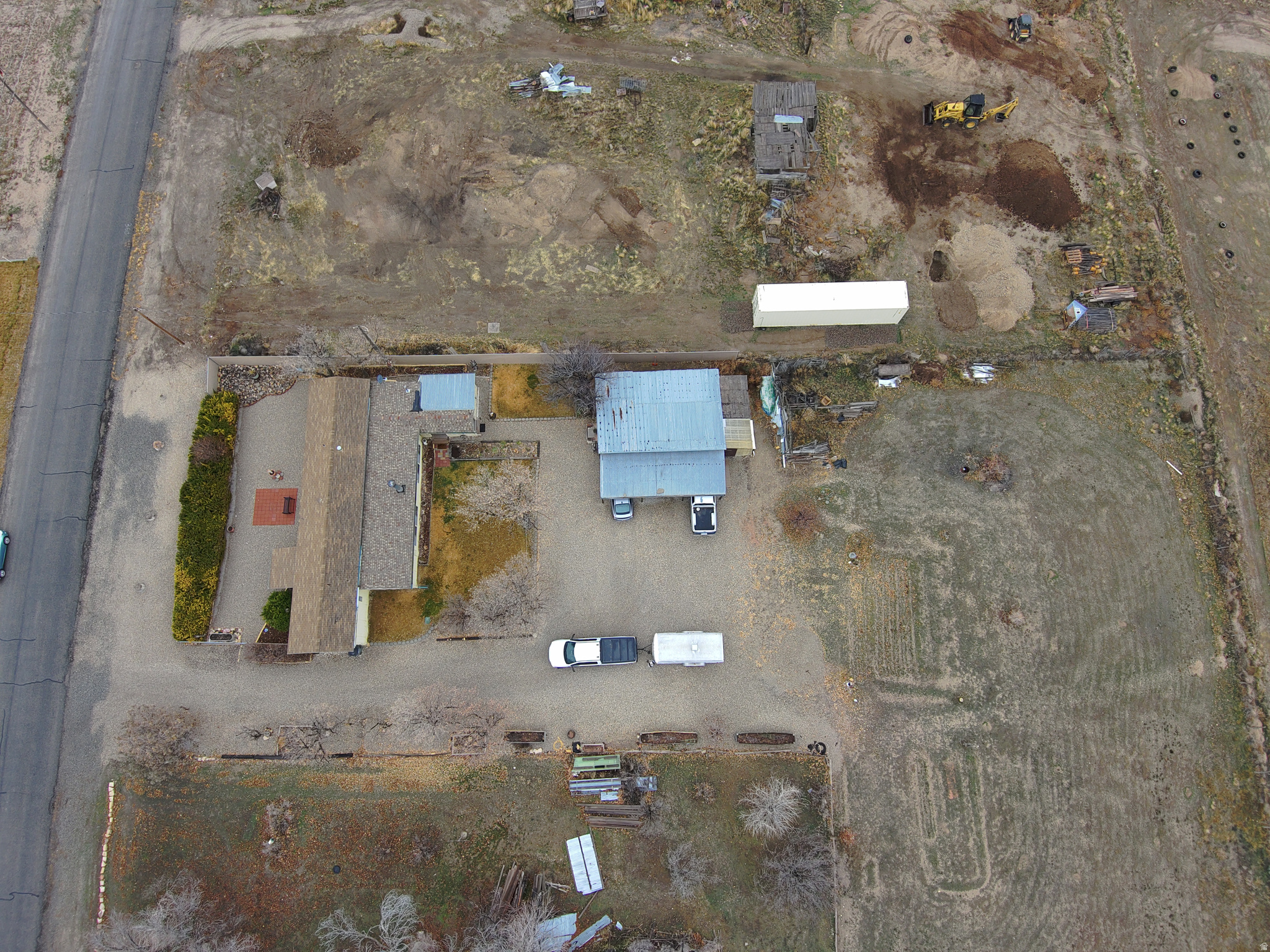 main property photo 45