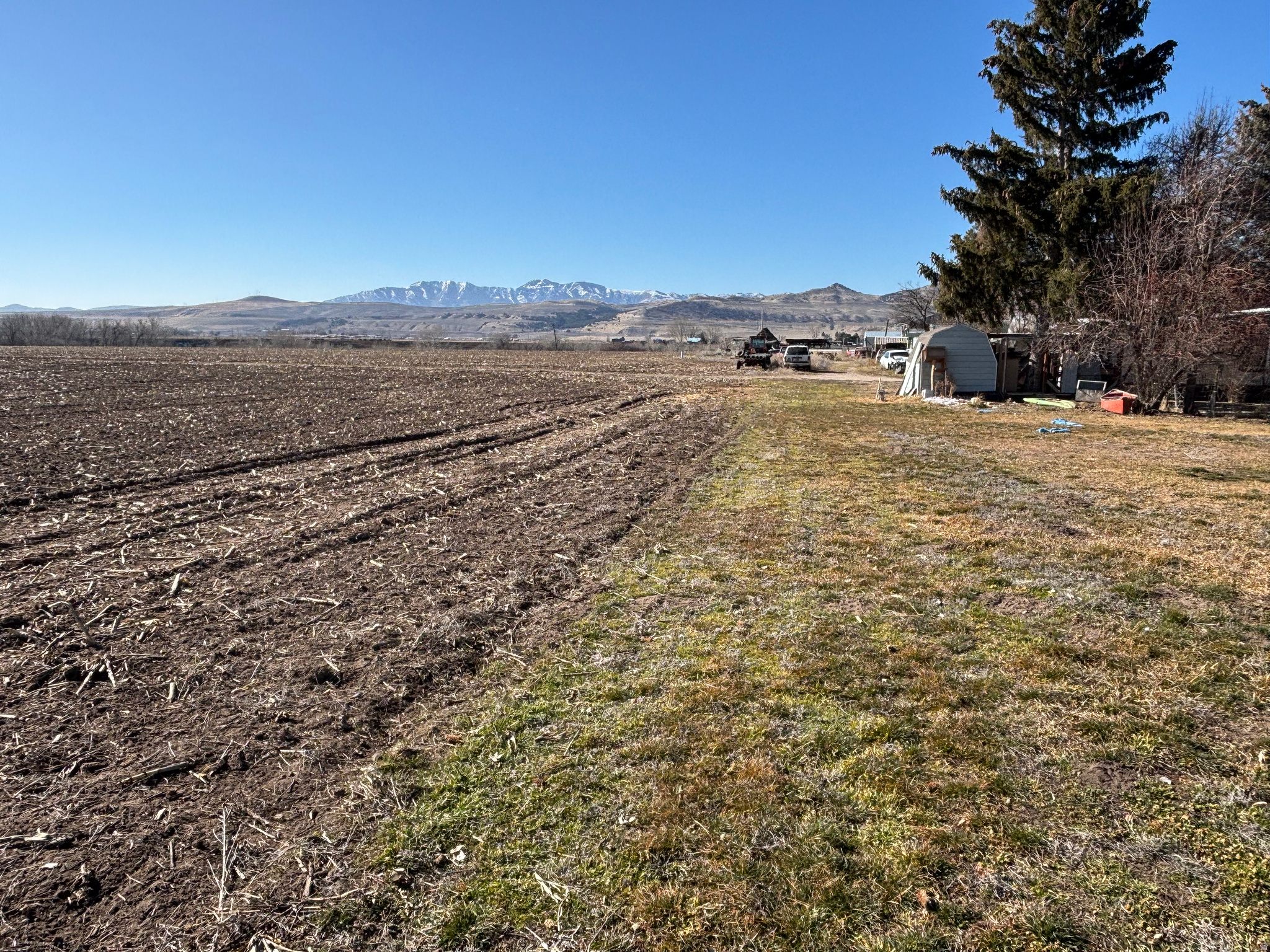 main property photo 5