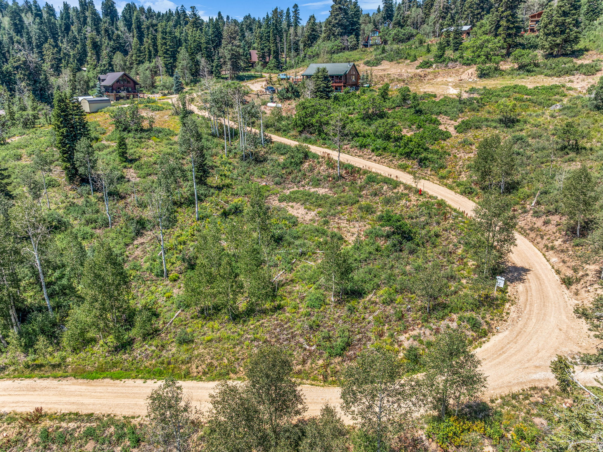main property photo 37
