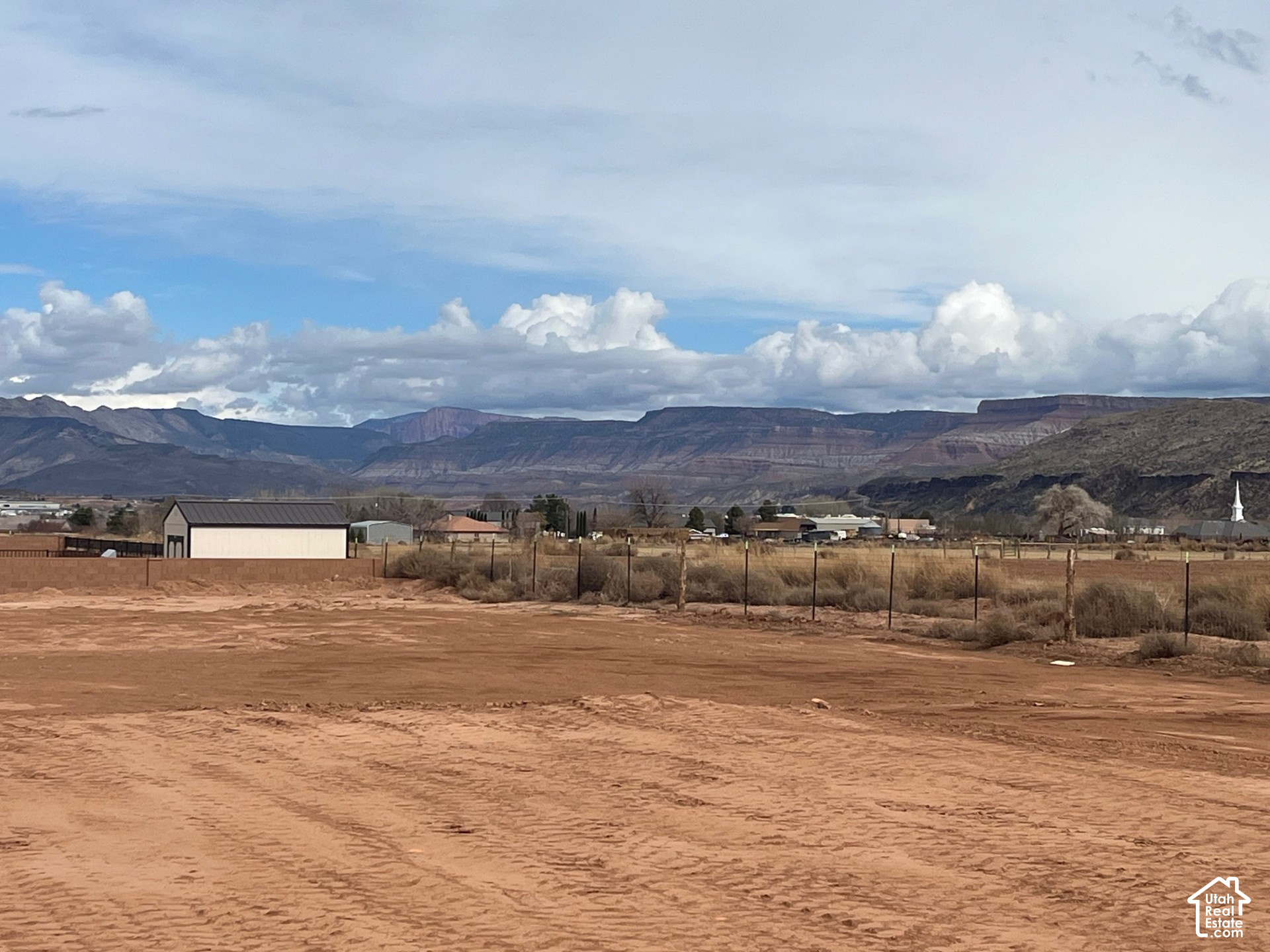 main property photo 24