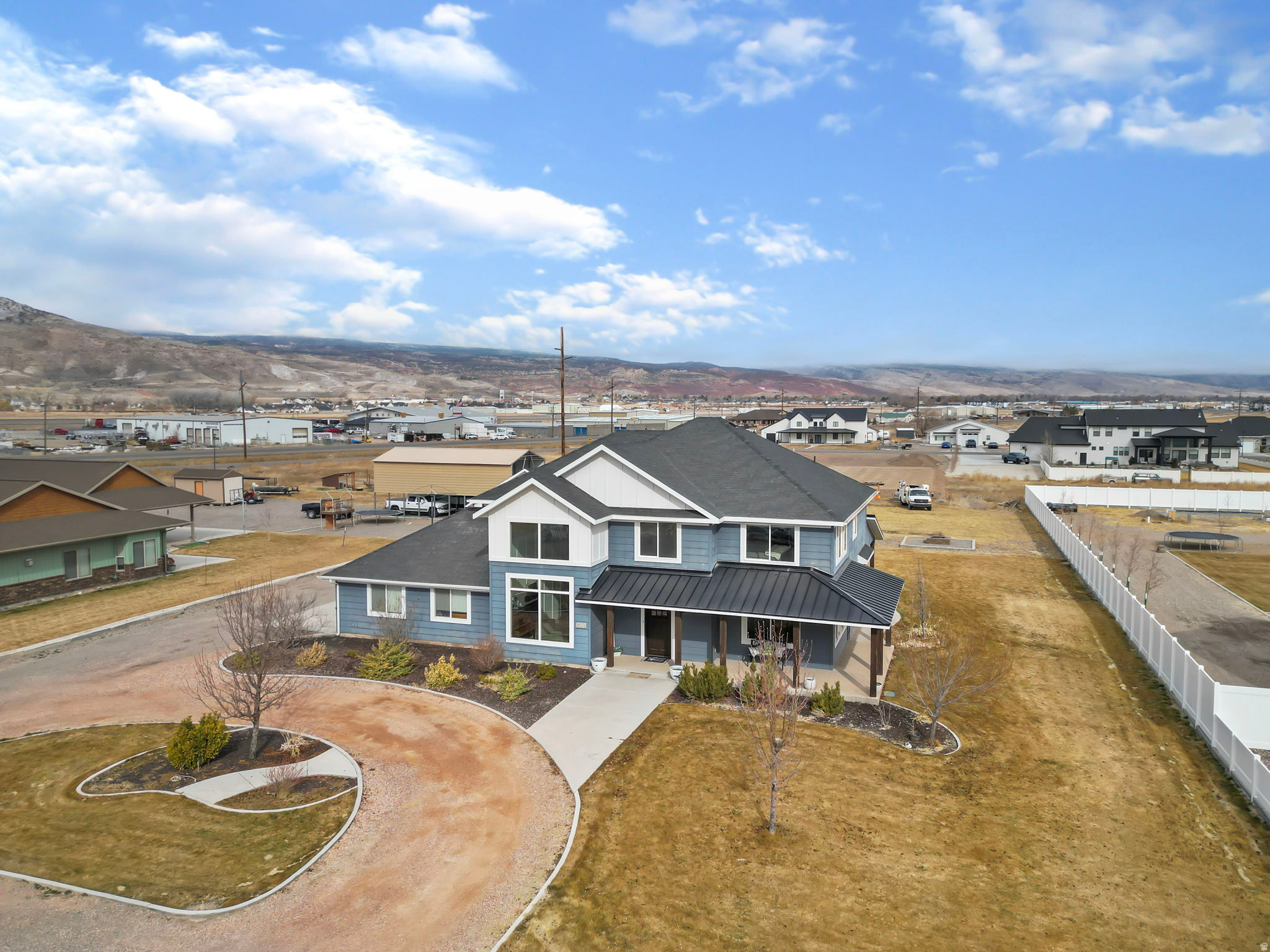 main property photo 2