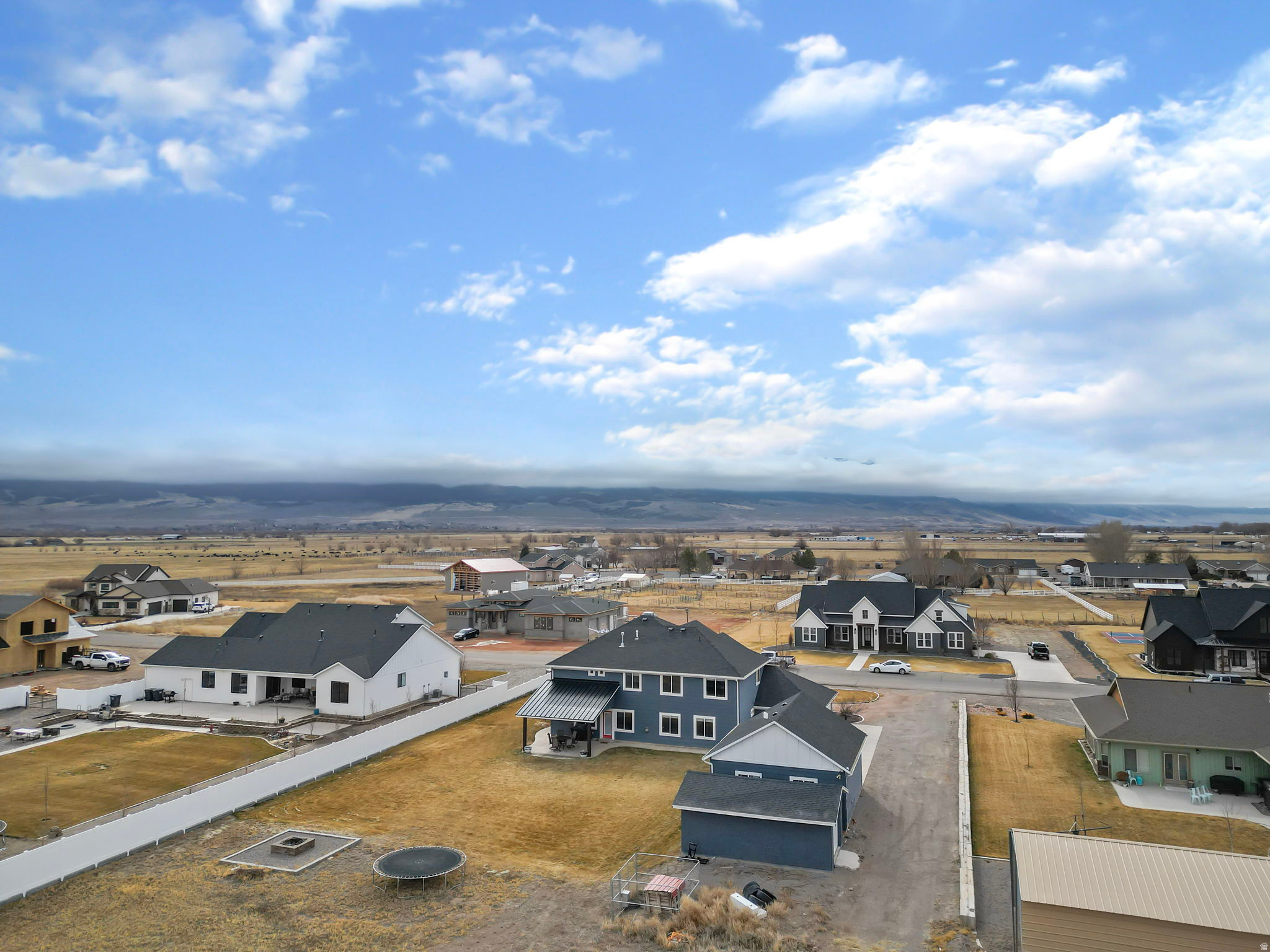 main property photo 51