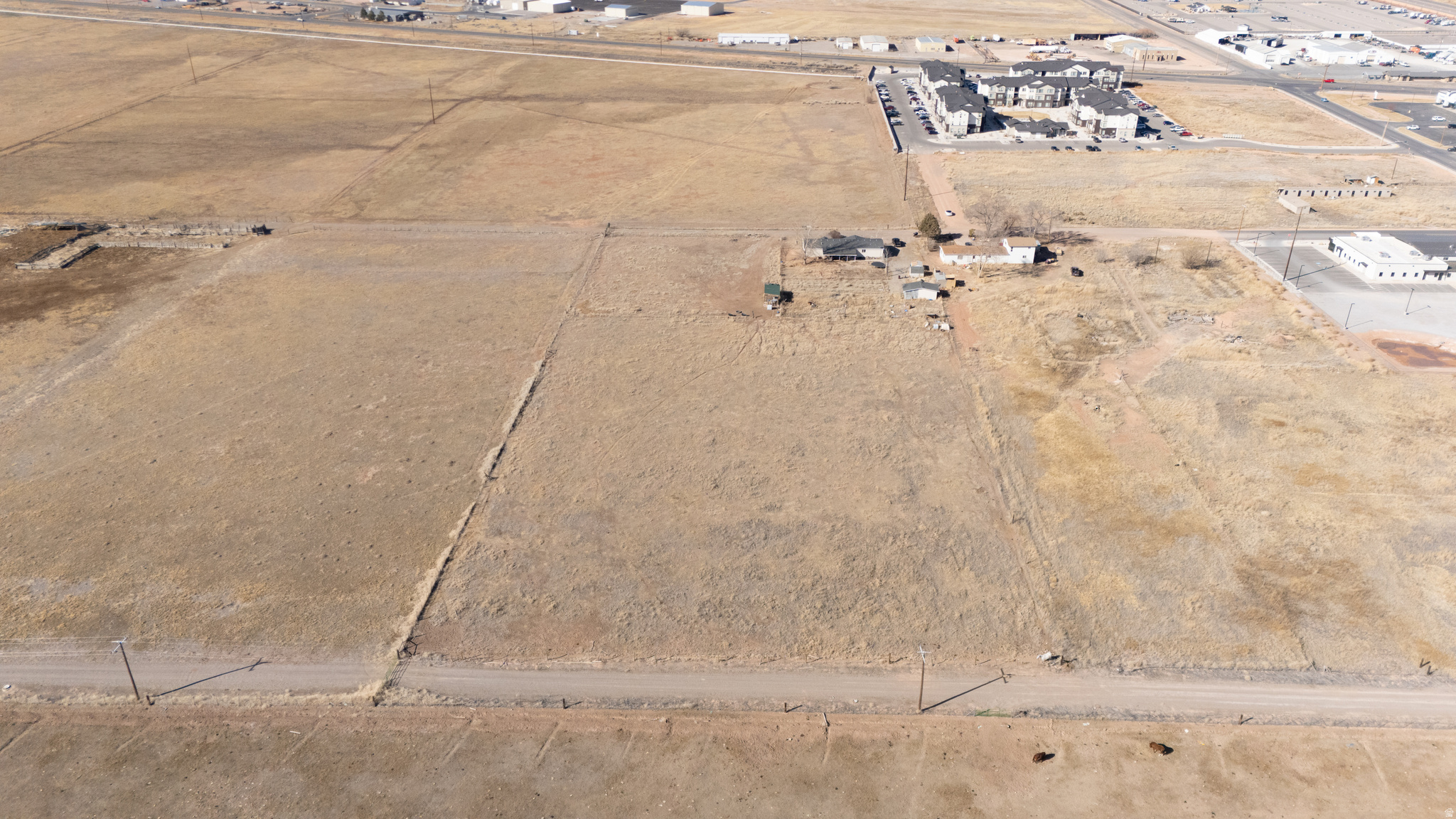 main property photo 9