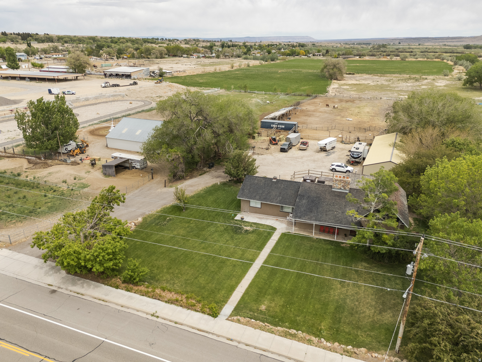 main property photo 38