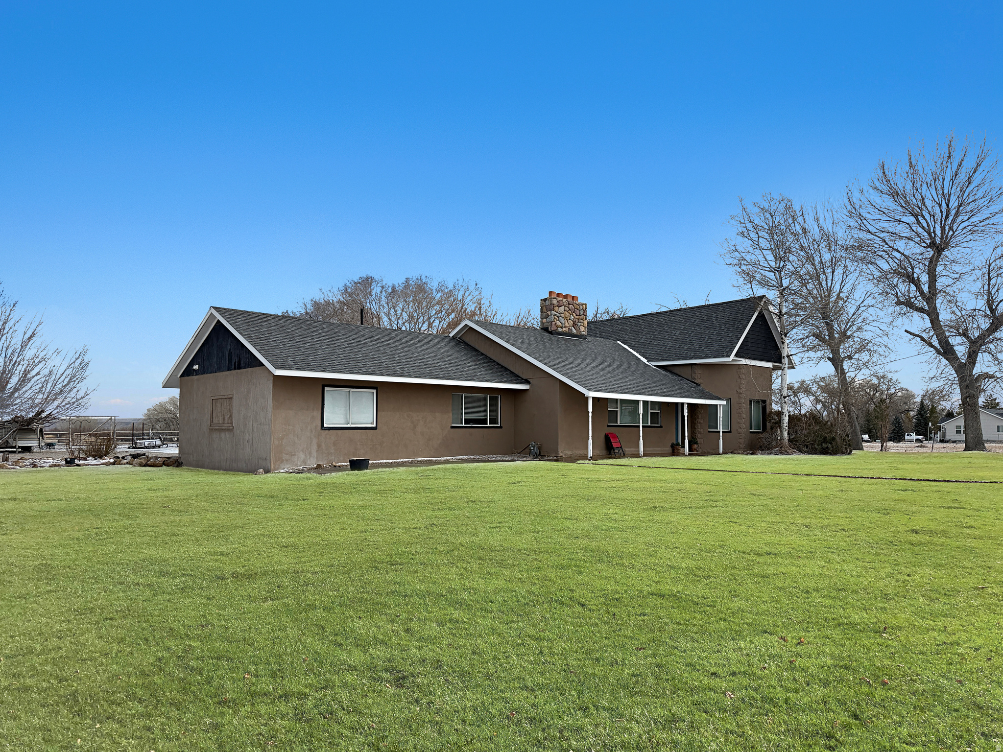 main property photo 47