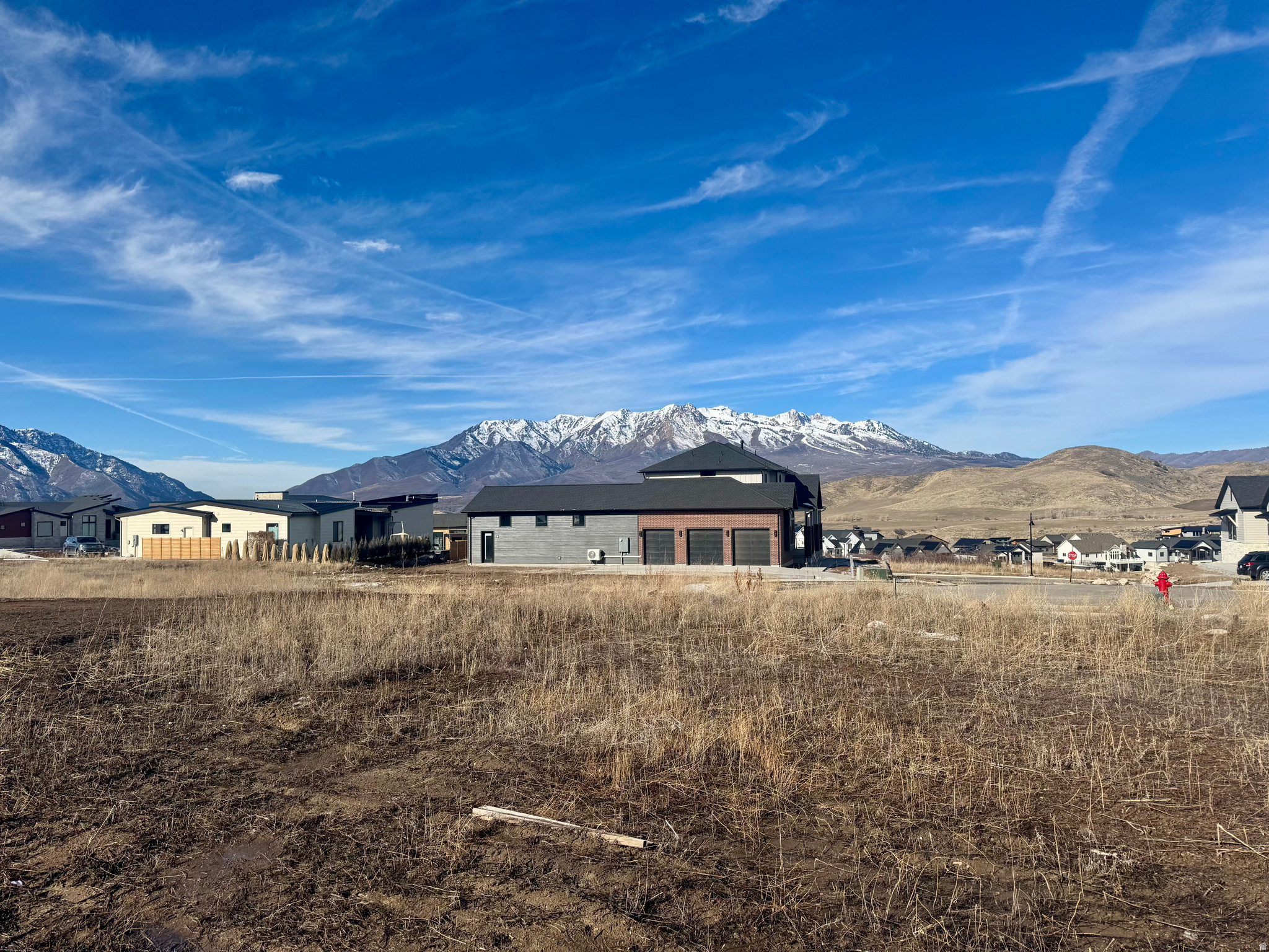 main property photo 9
