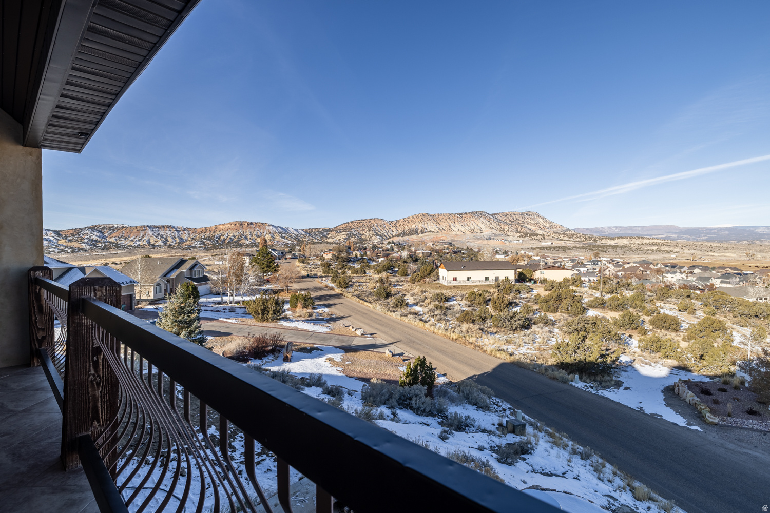 main property photo 34