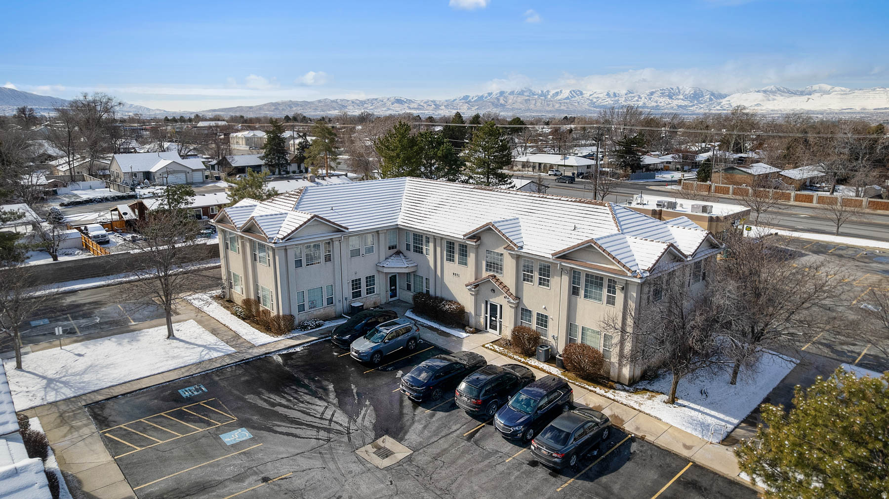 main property photo 7